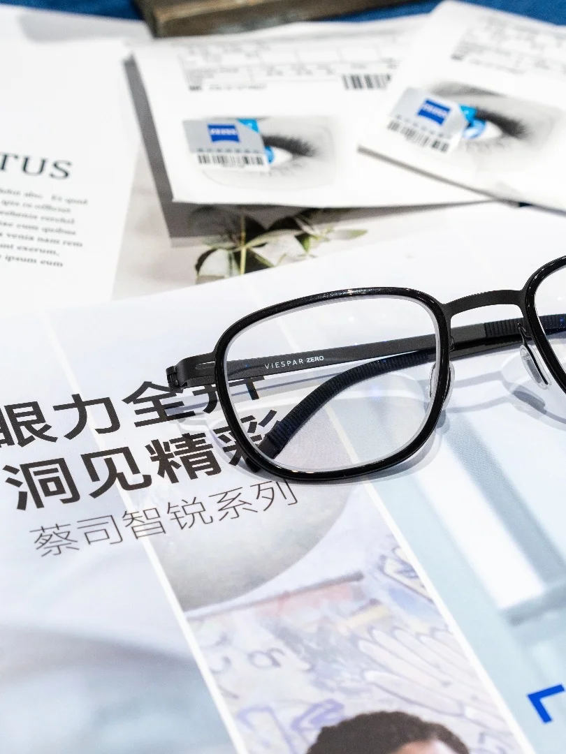 客订分享丨高度数福音!这副眼镜薄到没朋友