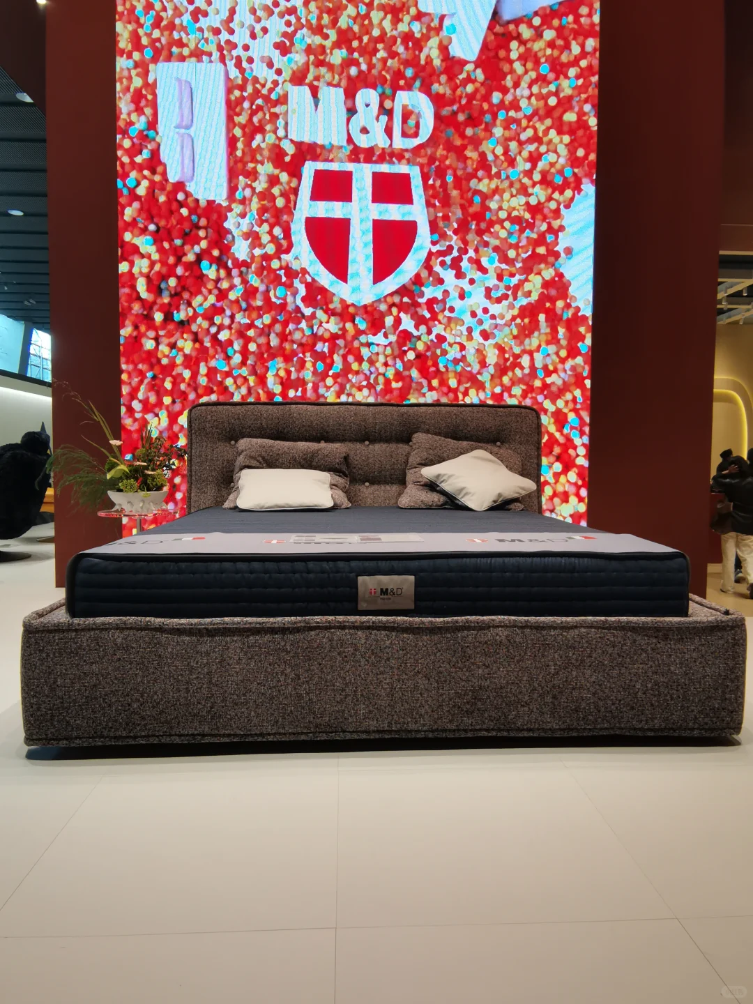 ?绿意×智能!2025设计新风向全解析