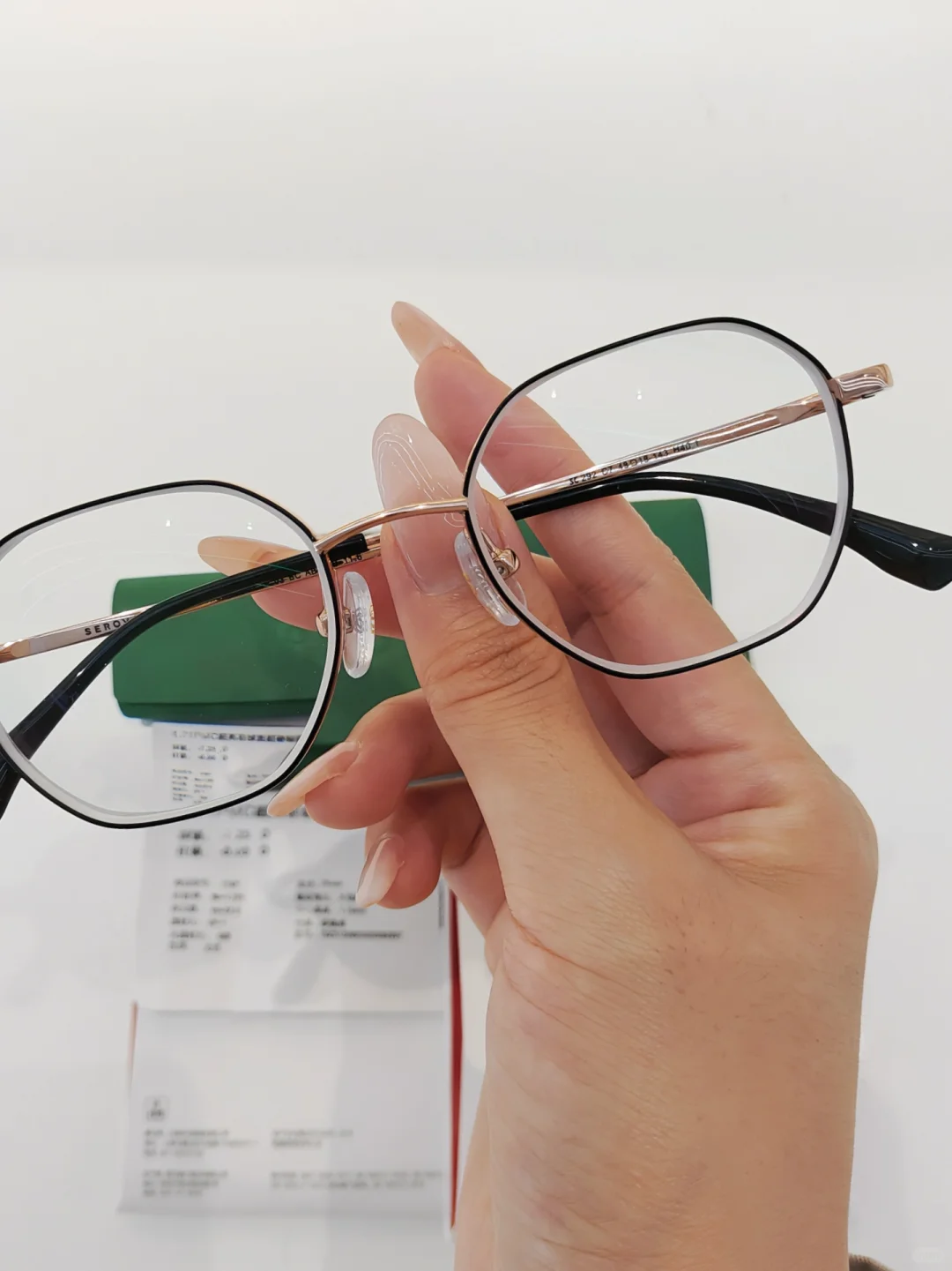 我滴妈呀?800高度数居然这么薄！