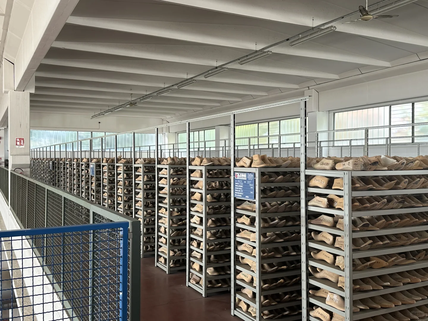 努力赚钱 - 意大利翻译之意大利鞋楦生产商