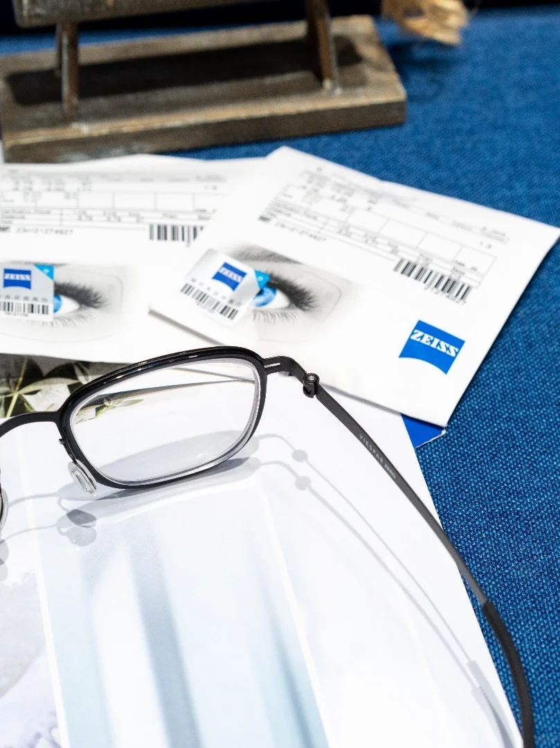 客订分享丨高度数福音!这副眼镜薄到没朋友