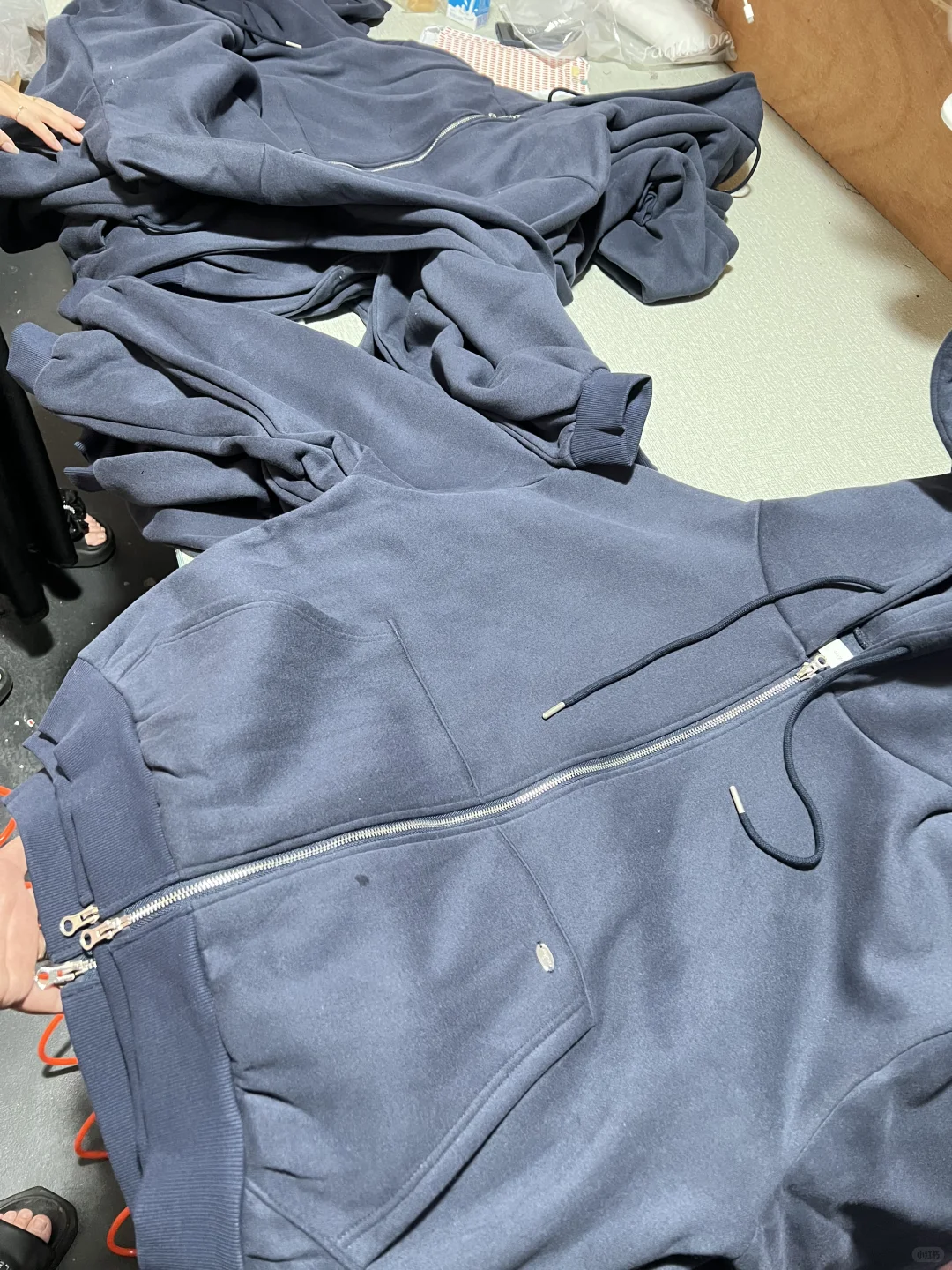 服装加工卷到飞起10元卫衣加工也有好品质？