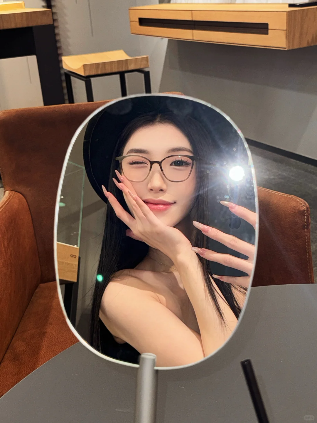 这位霸总从龙岗跑来宝安只为选对眼镜