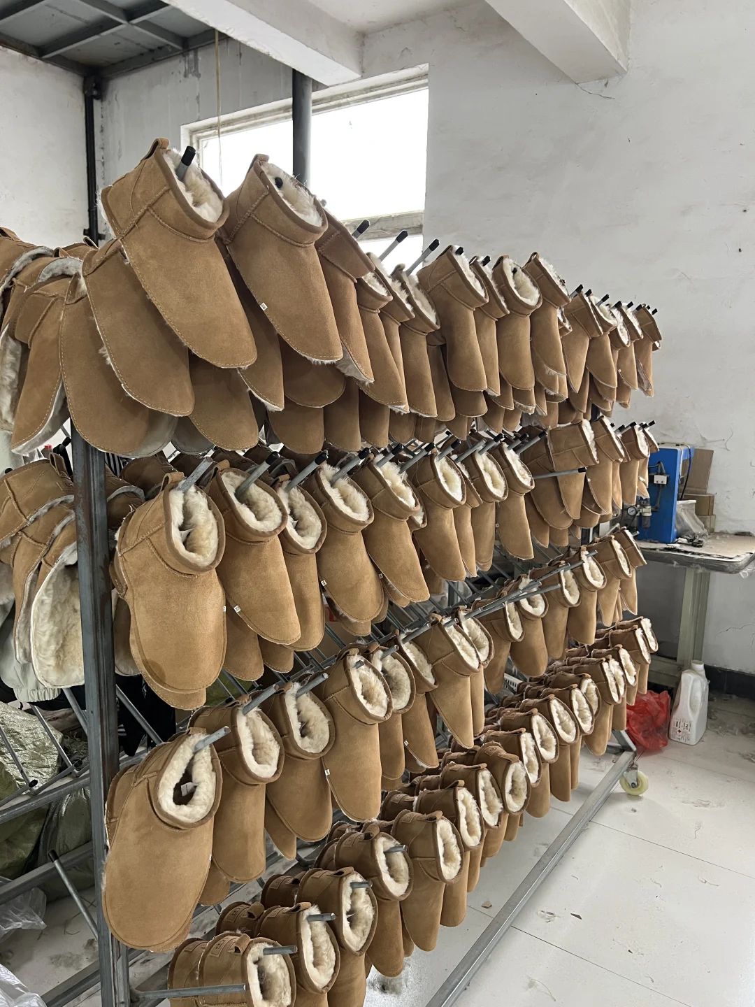 牛?‼️这才是真正的雪地靴源头工厂