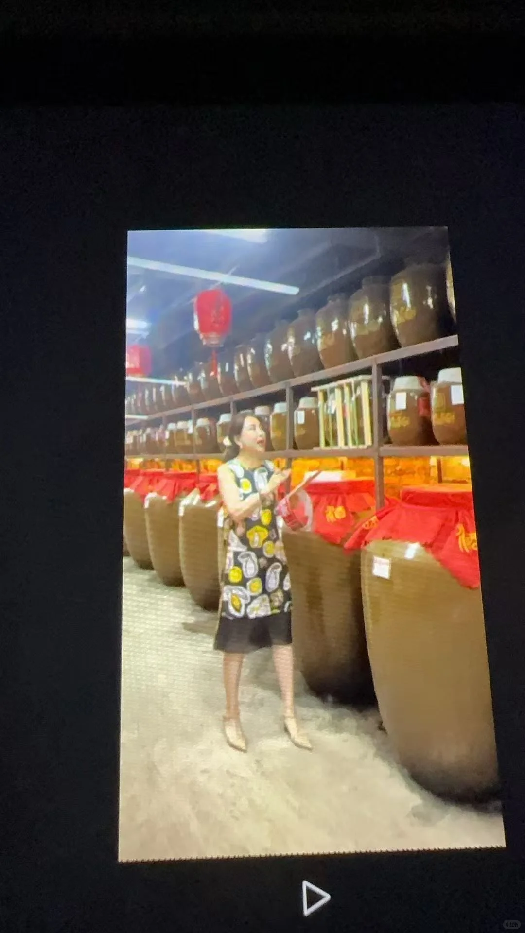 卖白酒的妈妈，每天都很累···