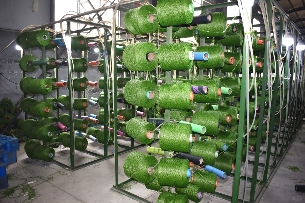 仿真草坪生产厂家，为您提供高品质产品