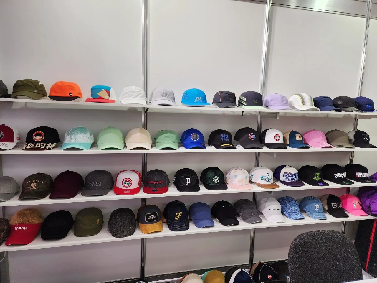 帽子定单生产无忧?工厂合作流程全解?