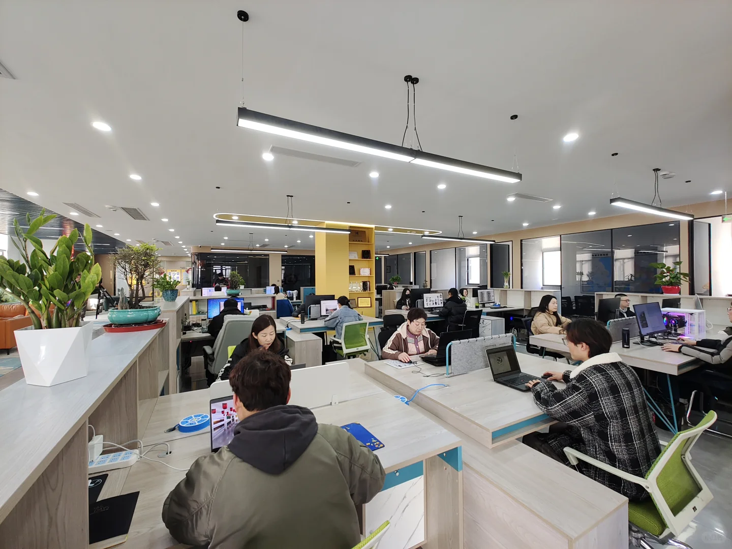 40个人的广告公司算小吗？