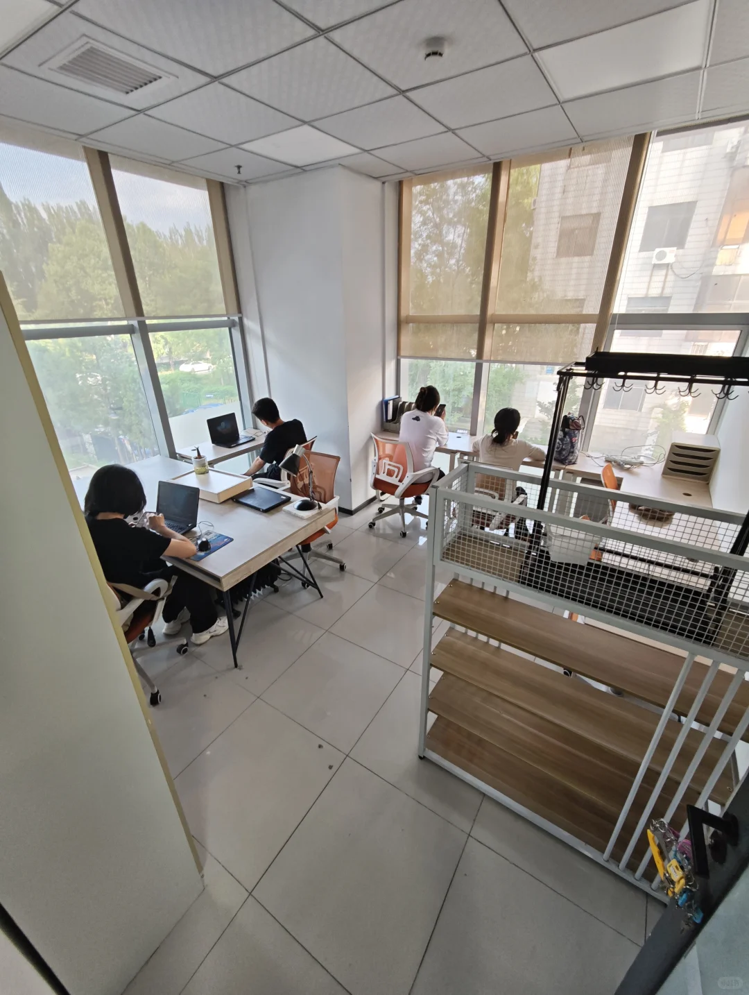 创业8年了，公司还这么小，丢人吗