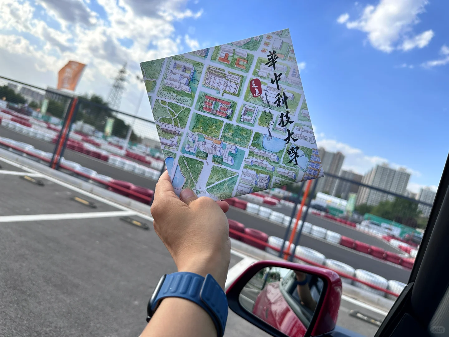 做文创公司第十年了 ，继续努力加油