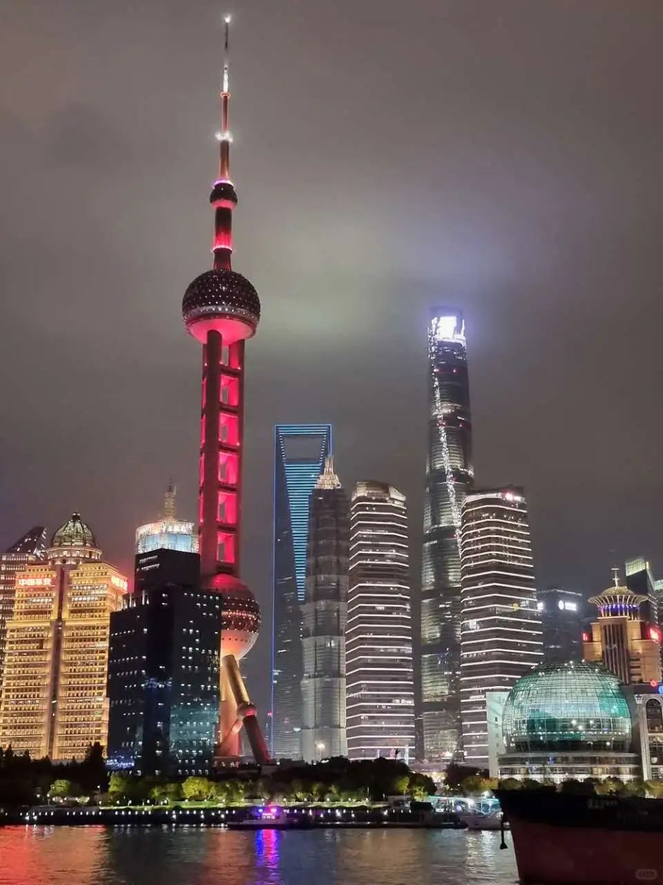 苹果Vision pro带来的震撼混合现实体验！