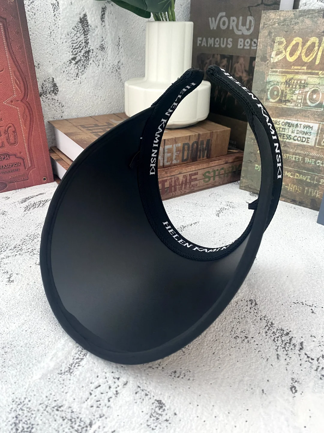 帽子工厂提供一站式服务，款式多元。