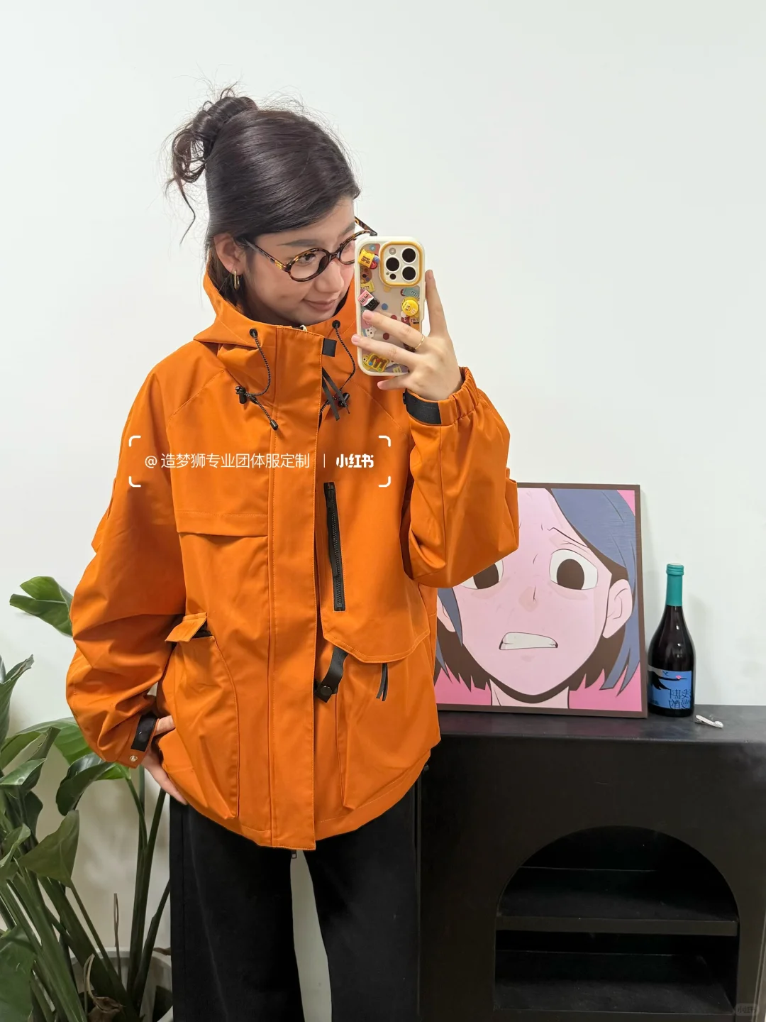 百搭冬季工作服推荐!橙色冲锋衣简直太爱啦