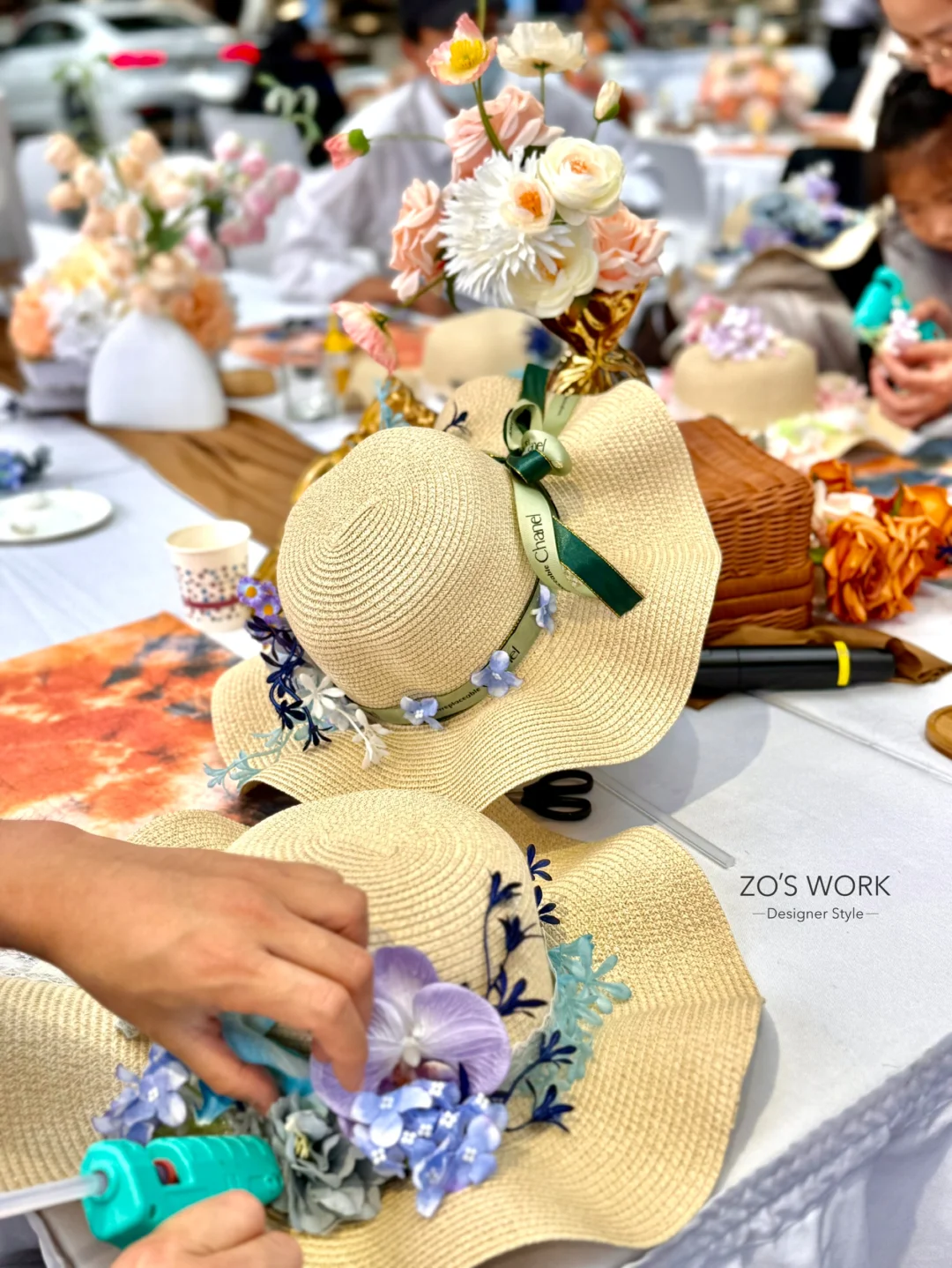 走进夏天的法式花艺草编帽DIY