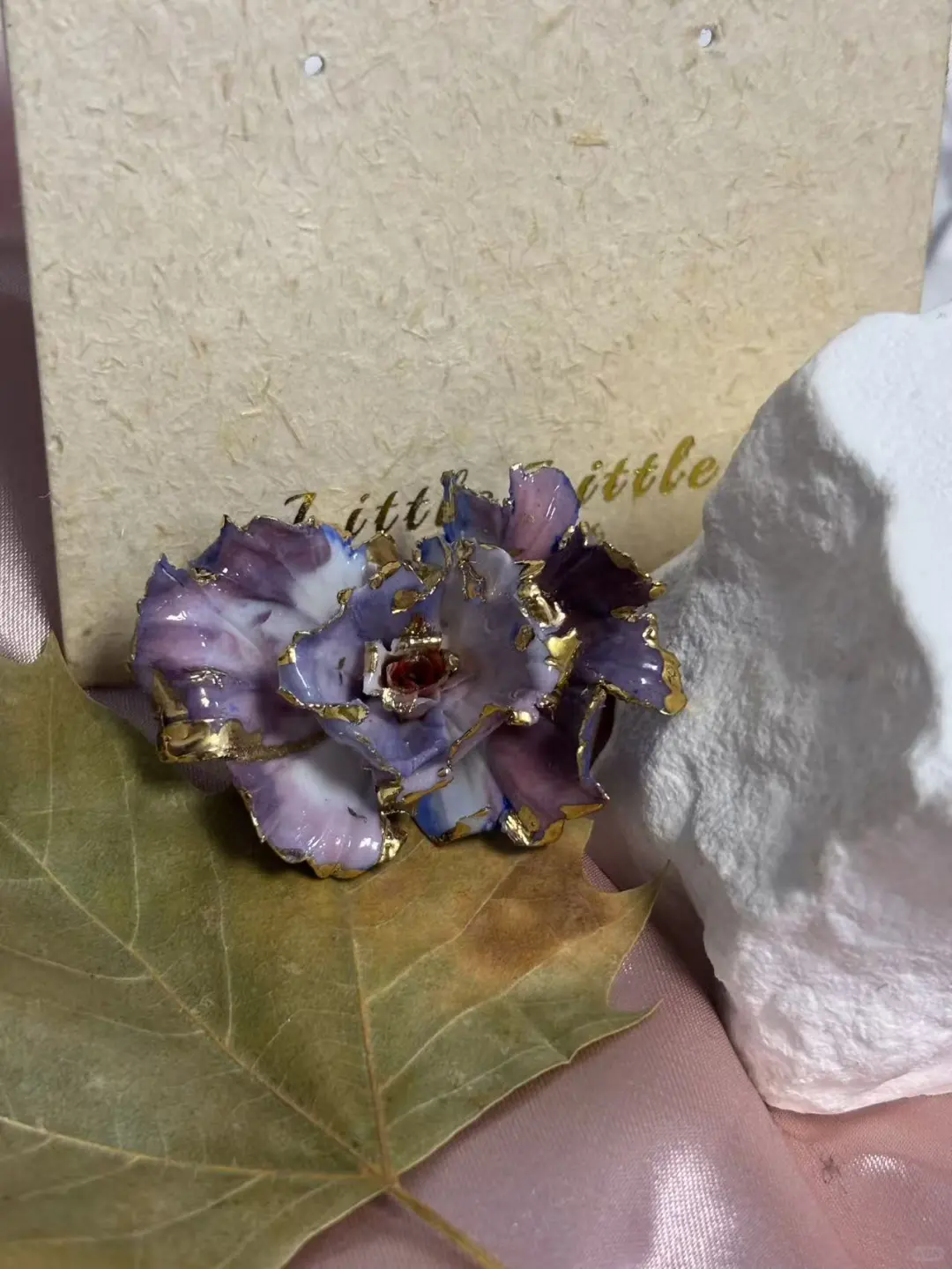 香豌豆花封进了釉里～这金碎瓣美得不可方物