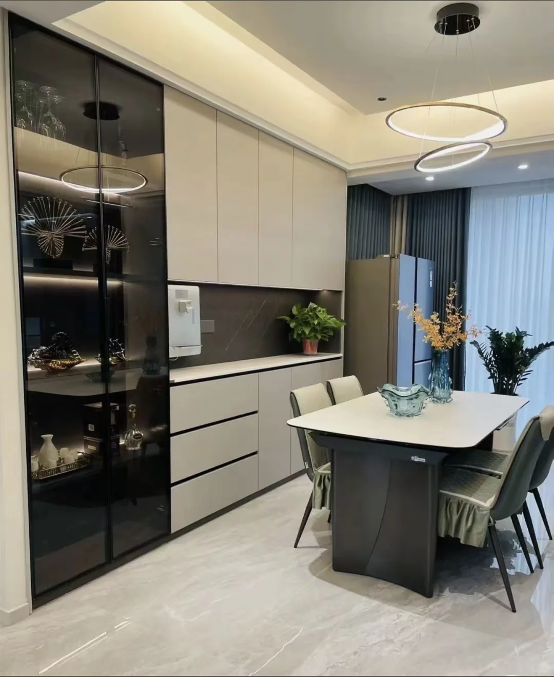 进来看一看，这个家太美了~?