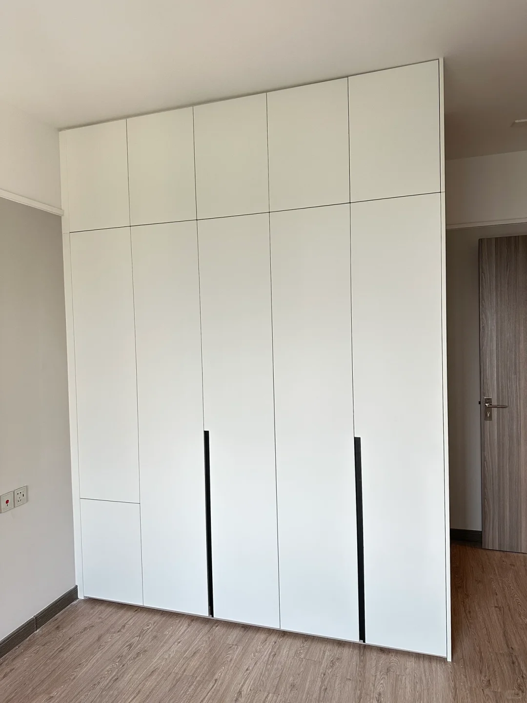 一站式服务 从客厅、卧室、厨房等全屋定制