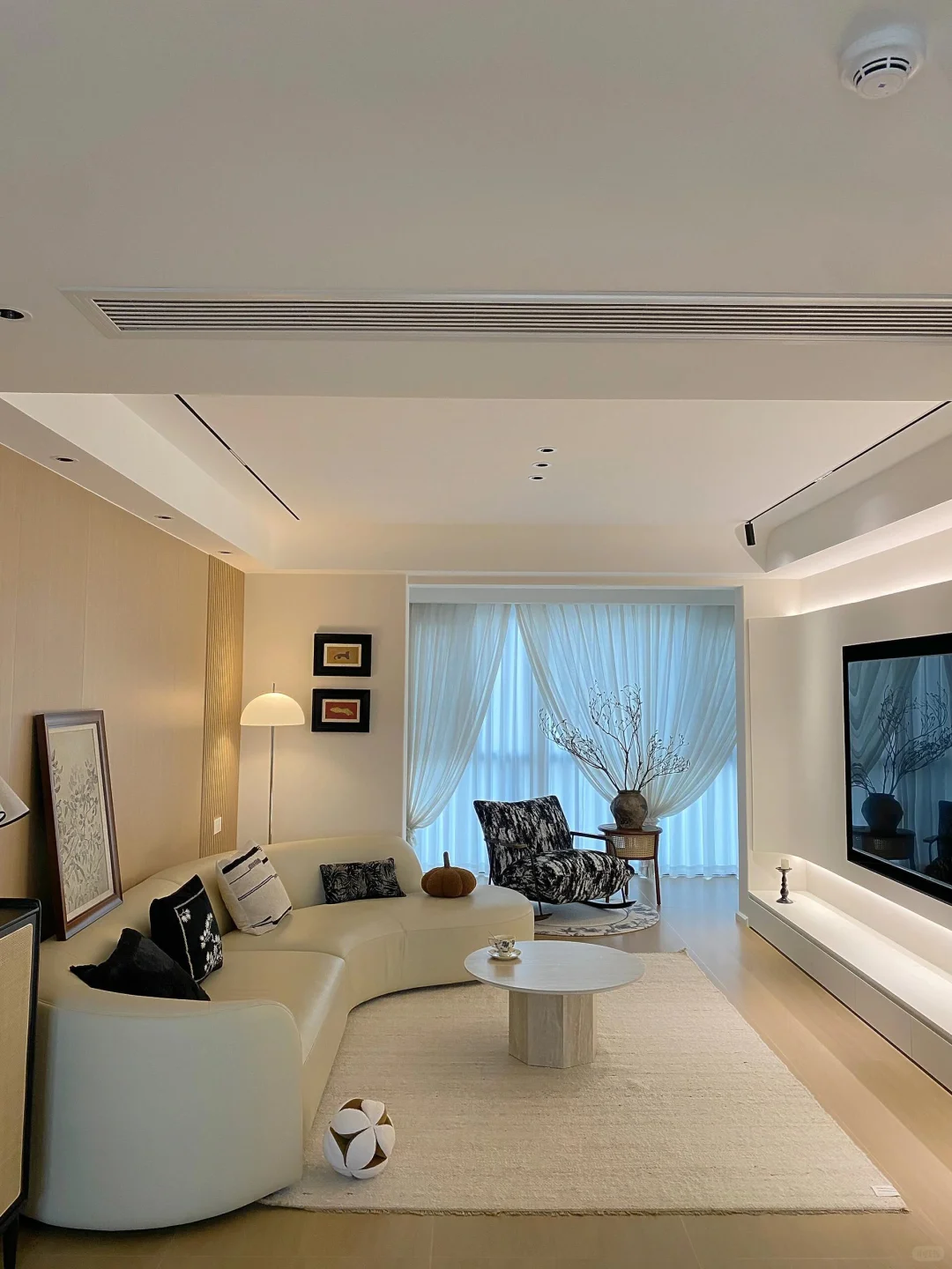 湖景房?️奶油风?️➕全屋定制?