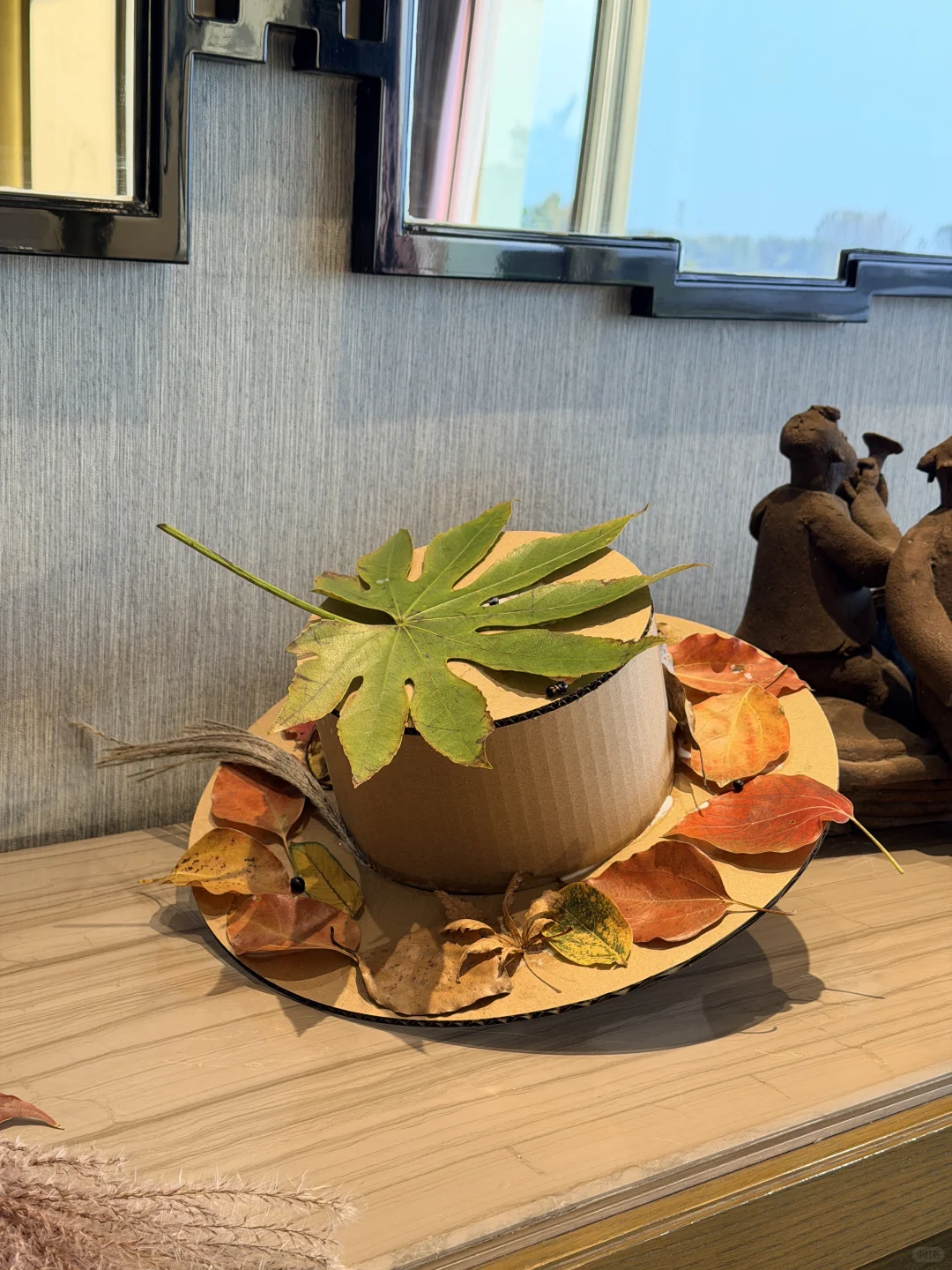 我们用秋天做了一顶帽子