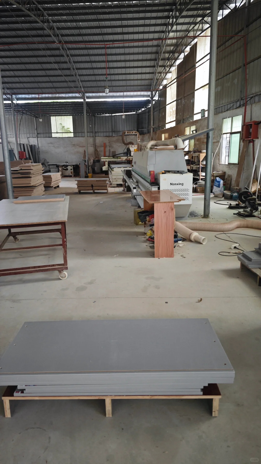 被全屋定制工厂拿捏了