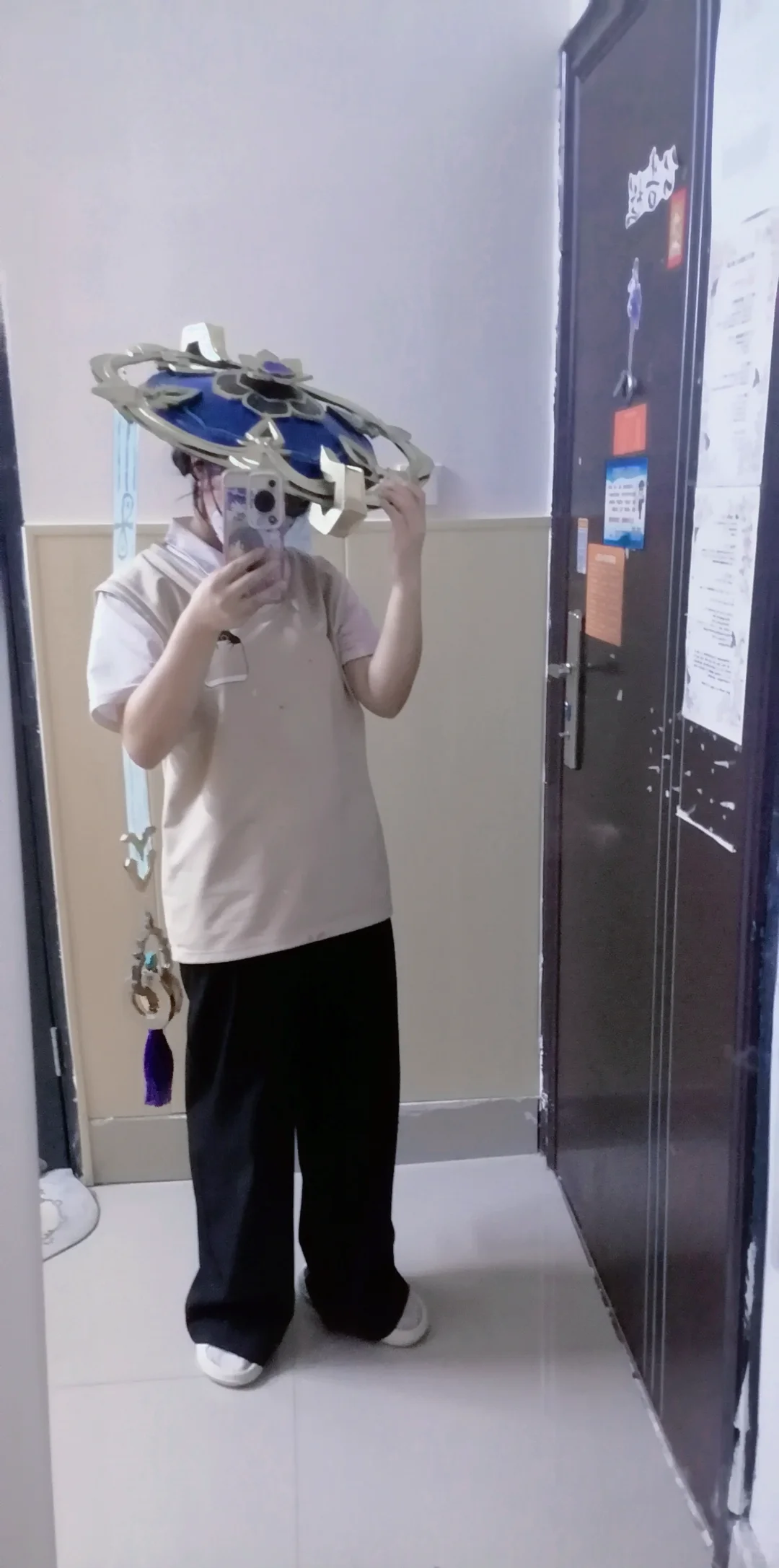 材料工艺课上和室友一起做了散宝的帽子！