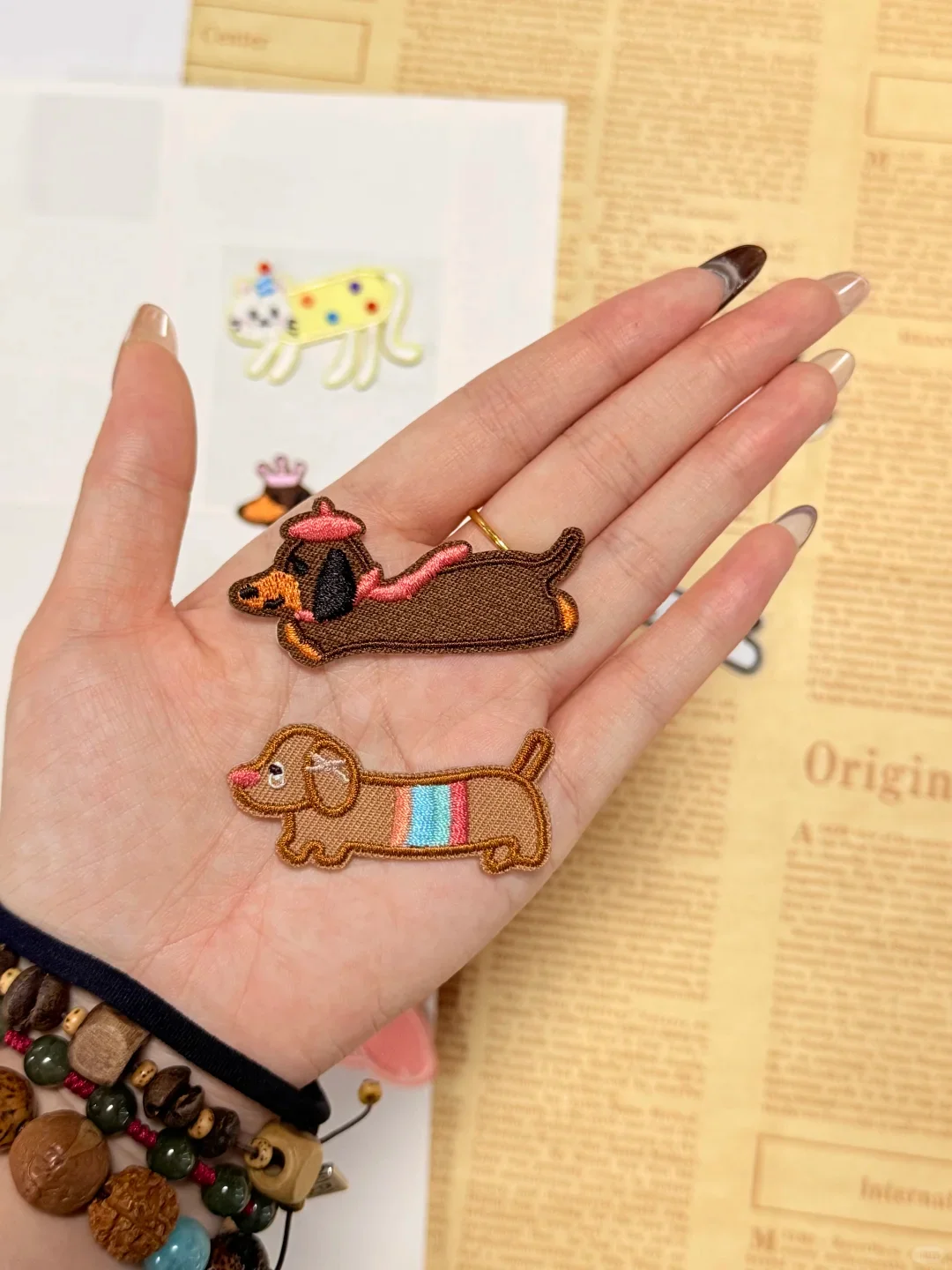 ?服装人必看!腊肠狗刺绣贴让设计更高级