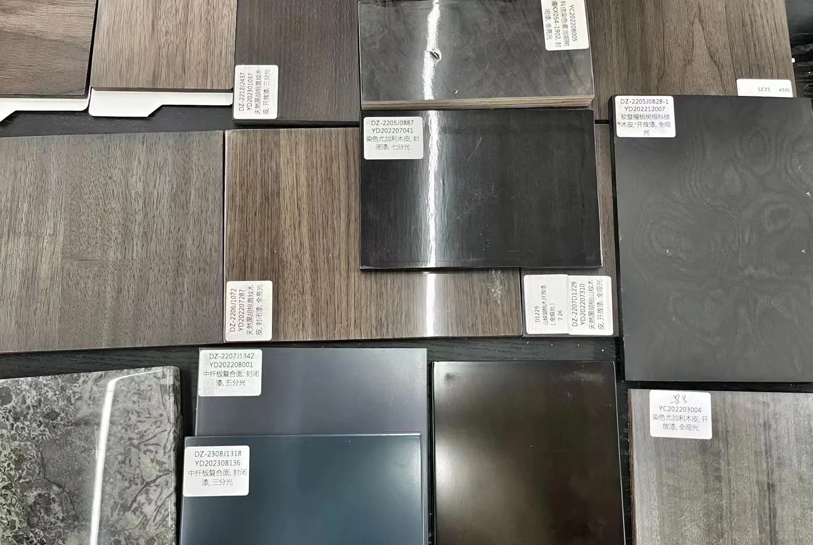 个性化定制选样现场[爱心]