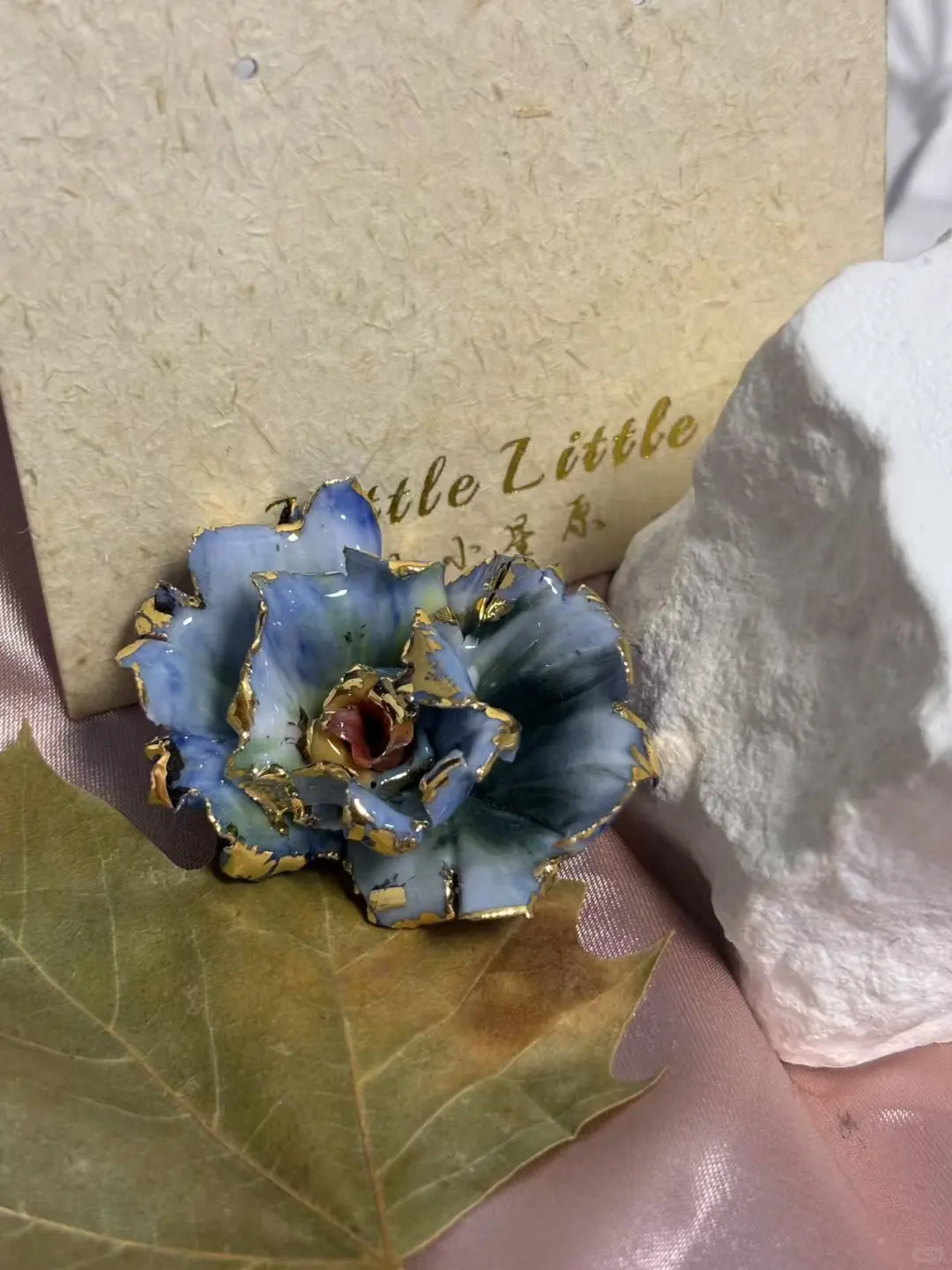 香豌豆花封进了釉里～这金碎瓣美得不可方物