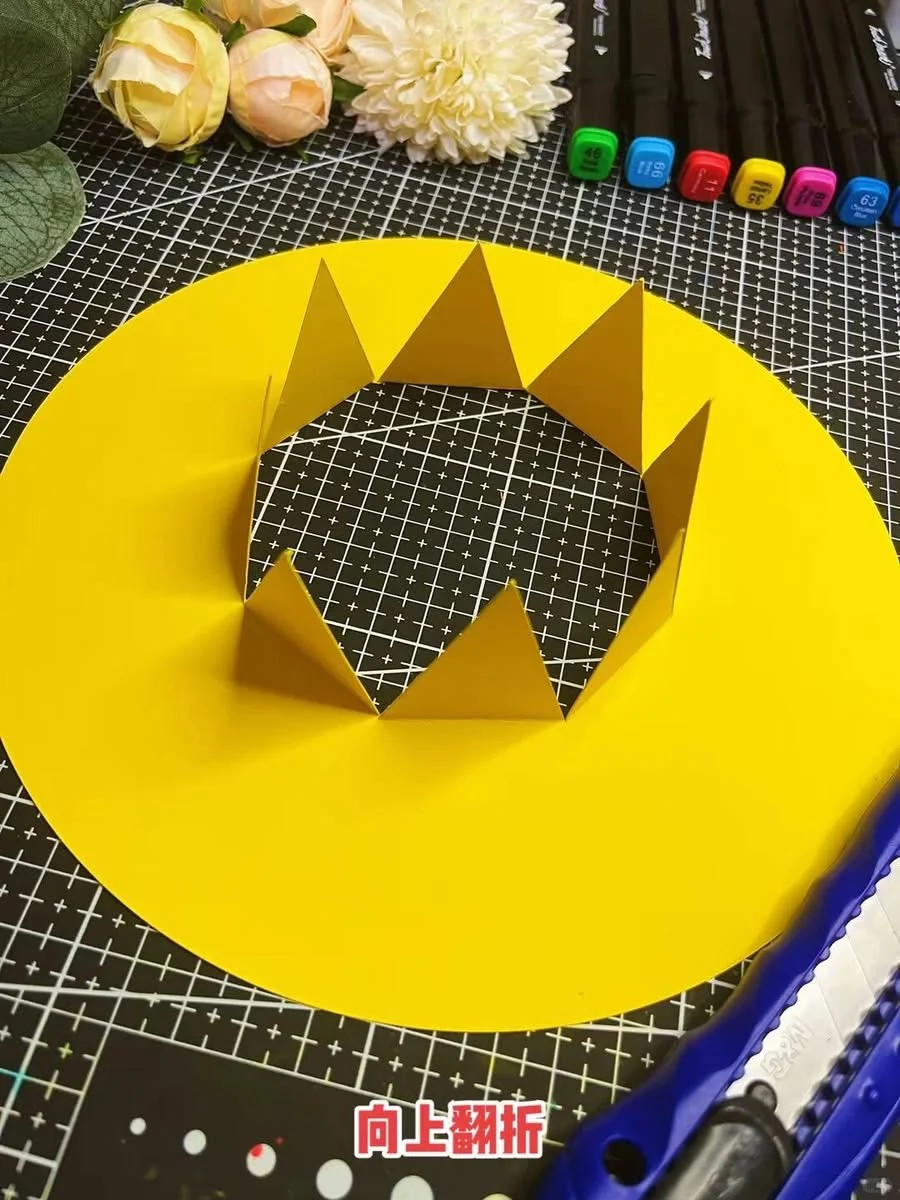 十分简单的花帽子，只要肯动手就能做到