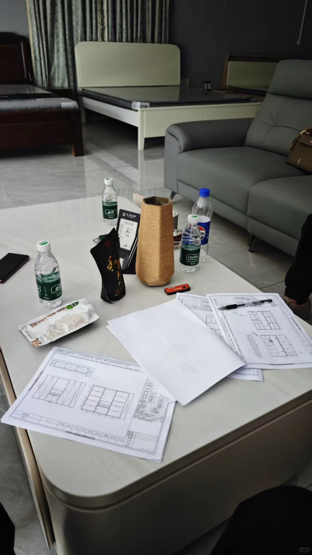 被全屋定制工厂拿捏了