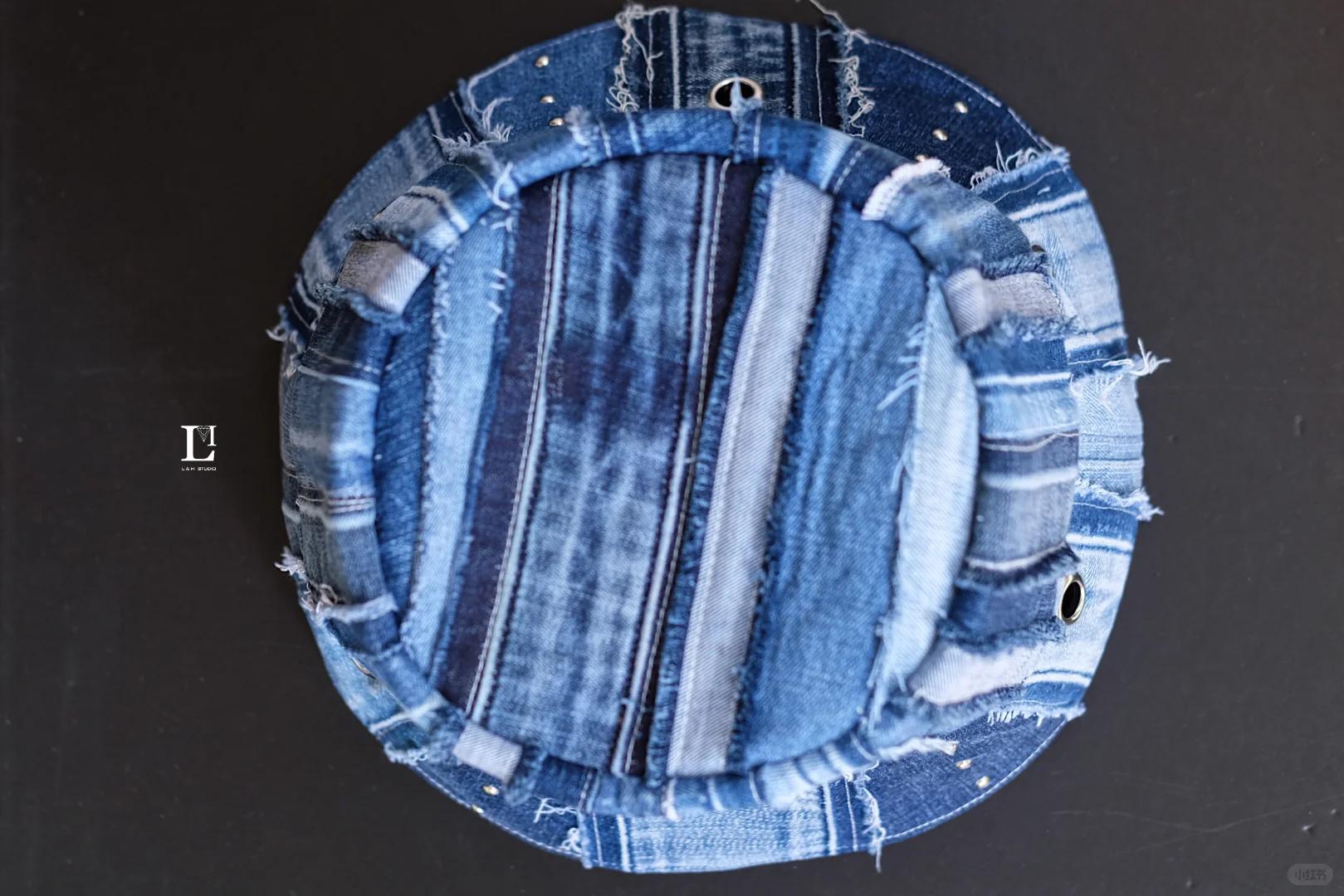 失败了n次我终于学会用牛仔裤改造帽子啦❗️