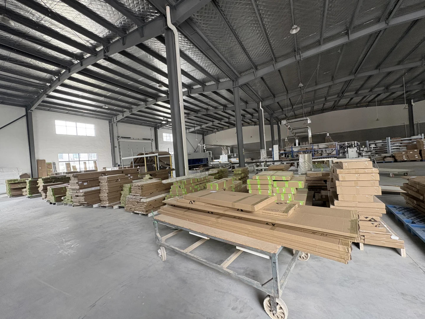 车间生产，老铁们，给您盯着呢