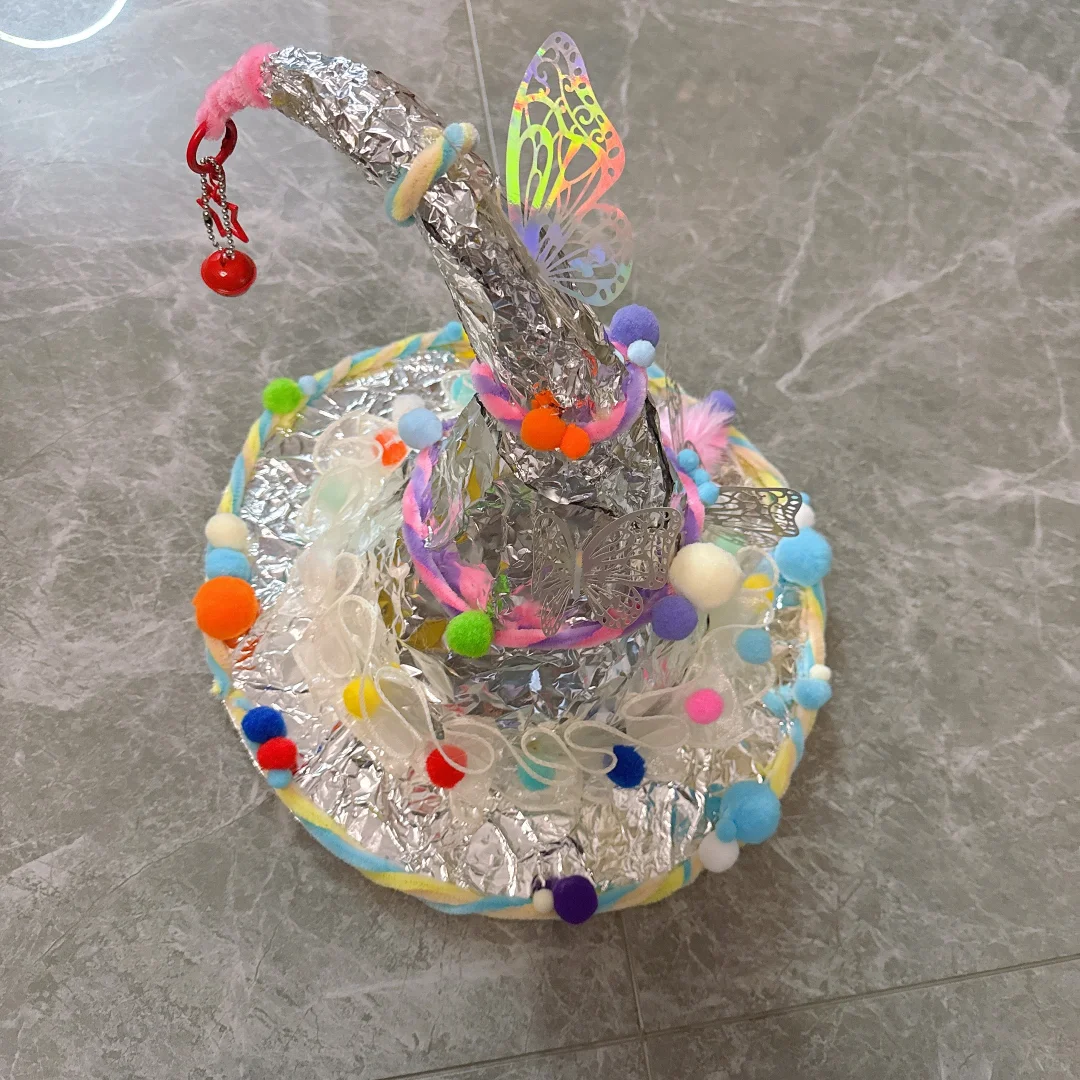 这款帽子深受男女孩子喜欢，做法也简单