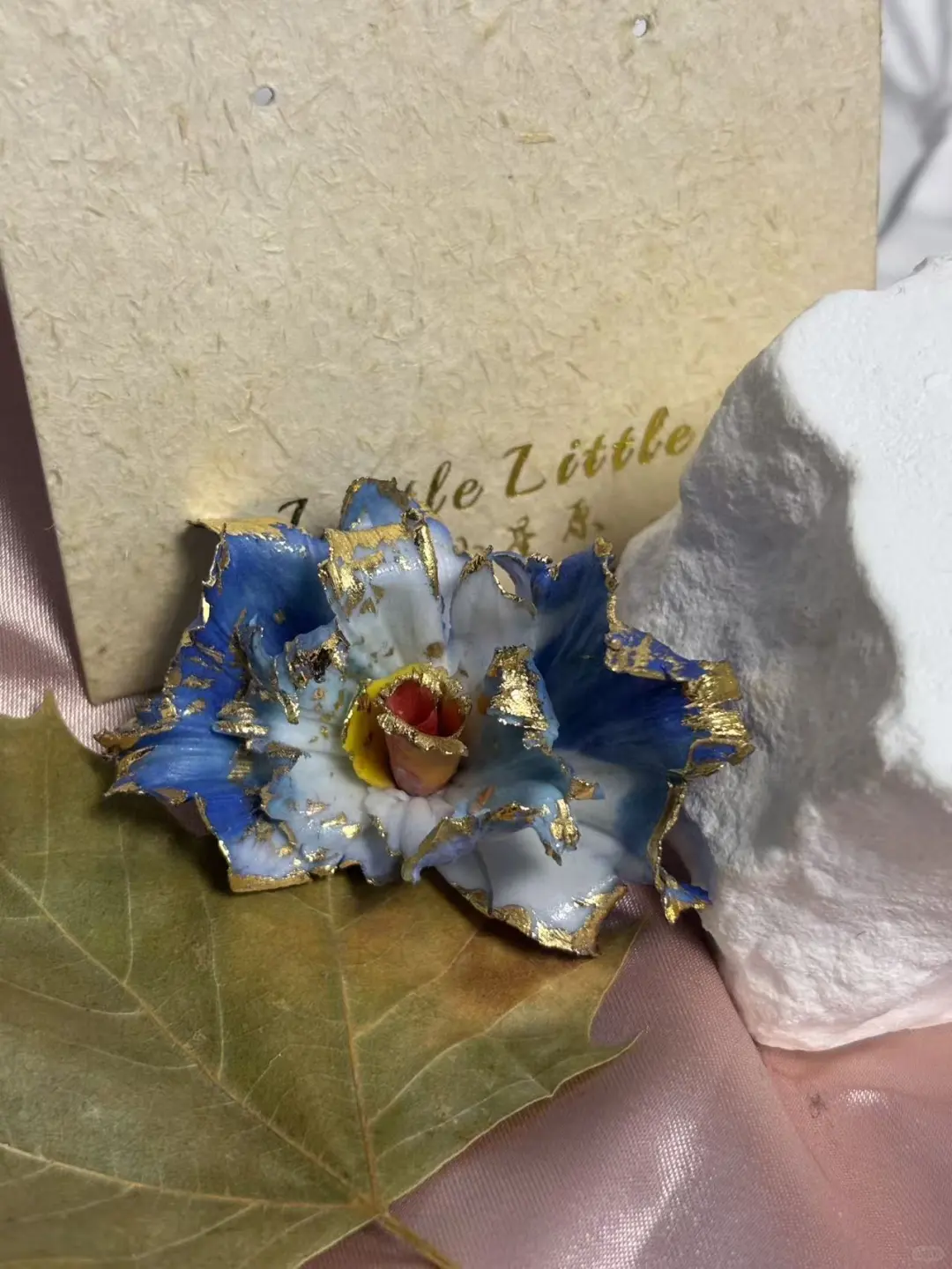 香豌豆花封进了釉里～这金碎瓣美得不可方物