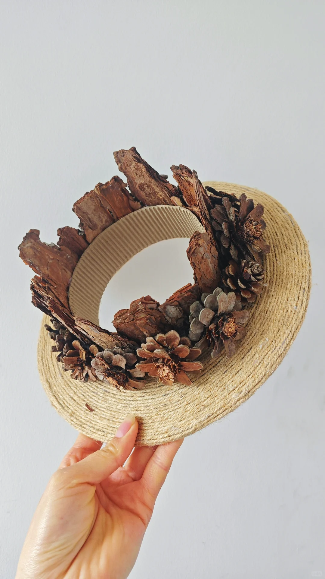 松果松树皮帽子