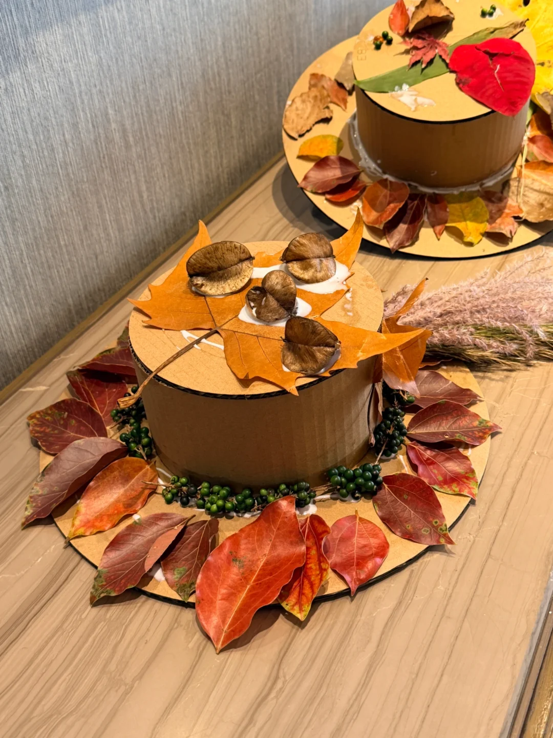 我们用秋天做了一顶帽子