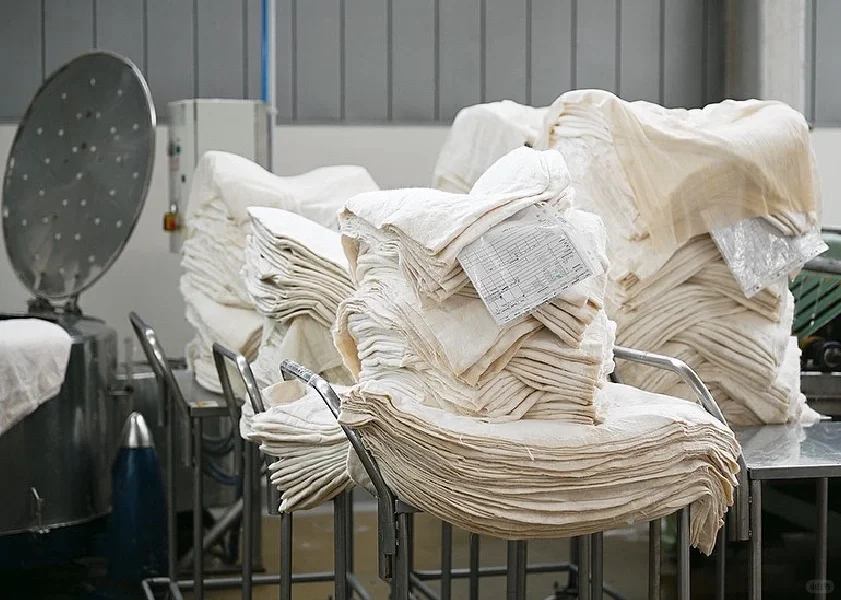 你可能不知道的帽子冷知识——羊毛毡的制作