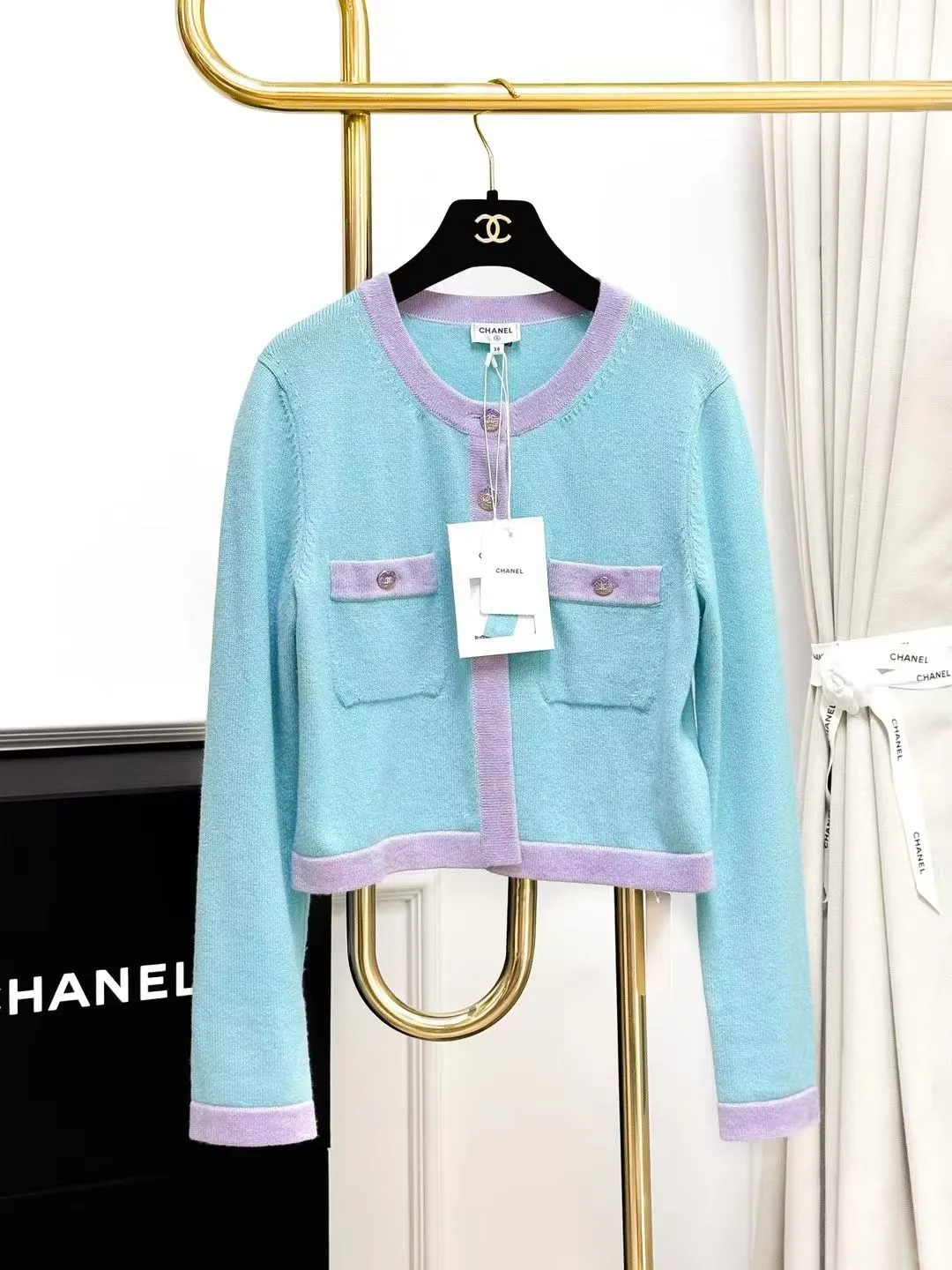 Chanel的精致开衫~秋冬氛围感的神