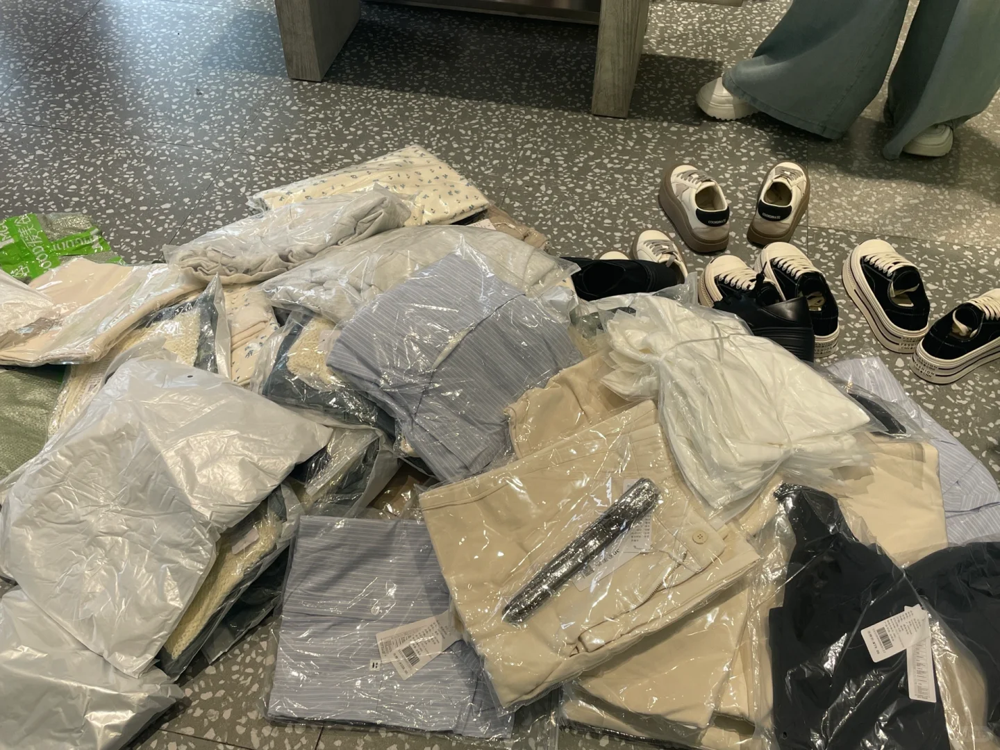 卖衣服的工作日常！