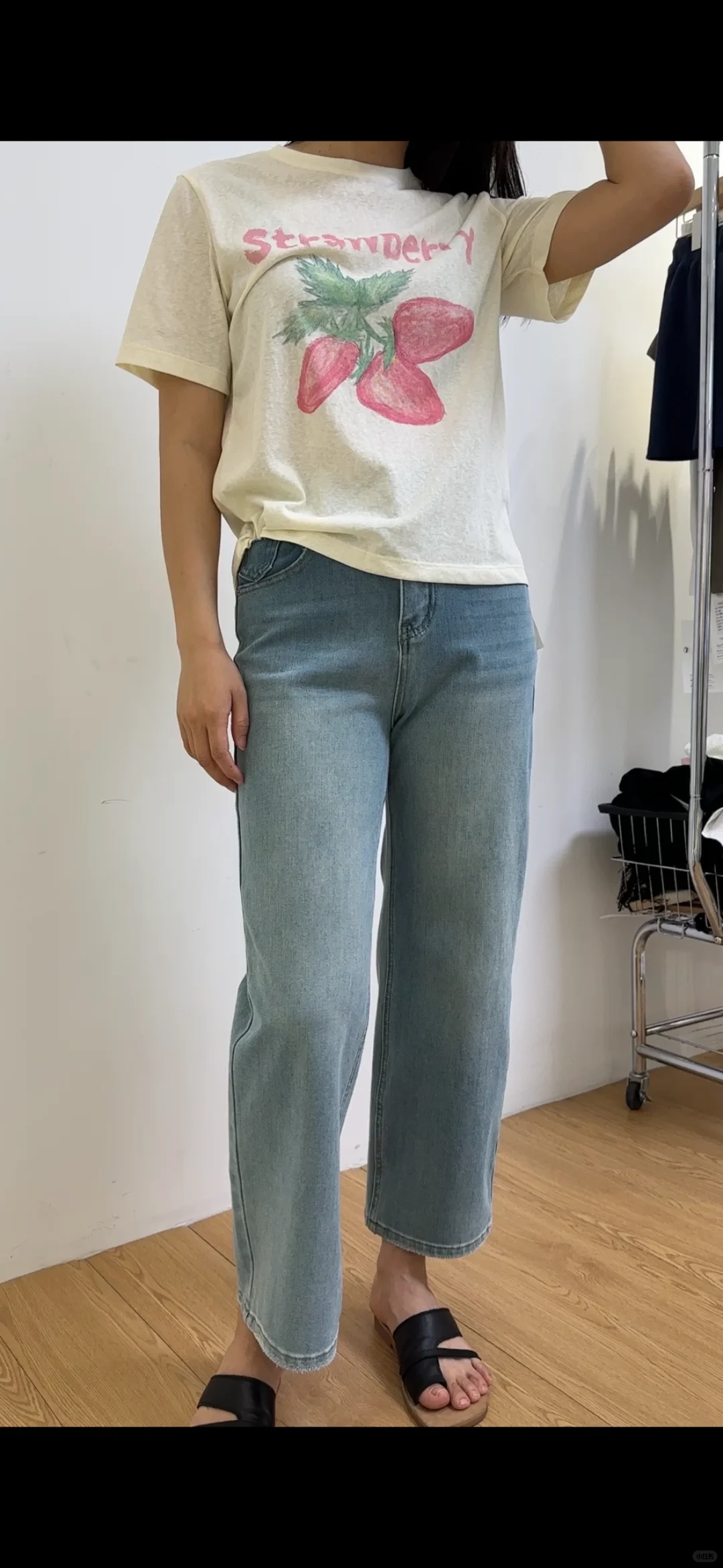 不建议小白去服装创业,但可以去尝试