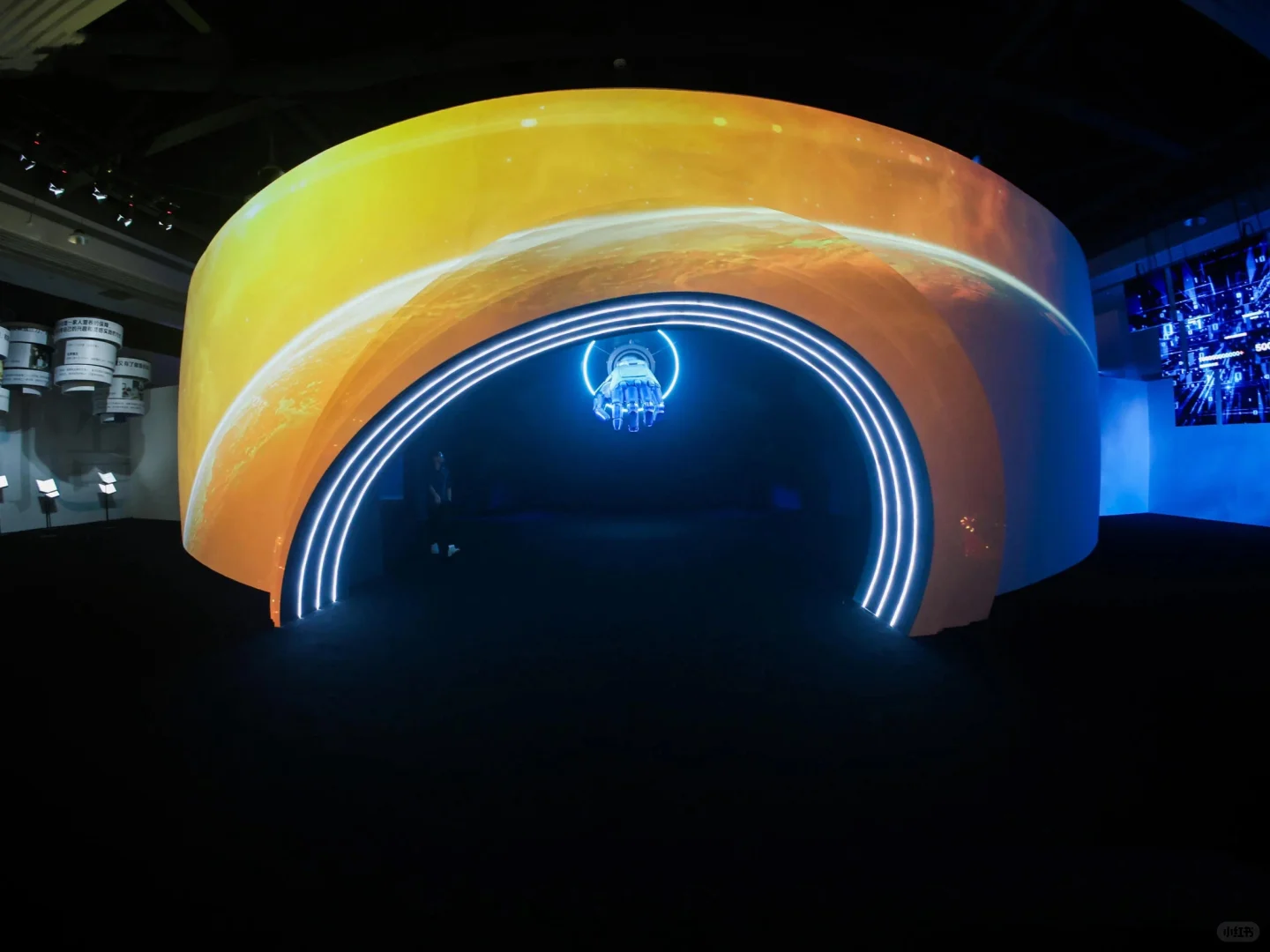 发布会新高度?！科技旋风颠覆感官❗️