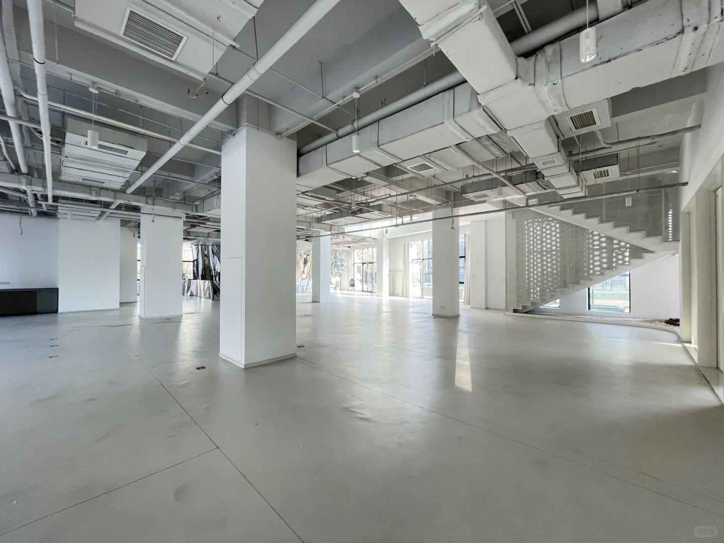 望京文化产业园2000㎡！传媒公司总部?