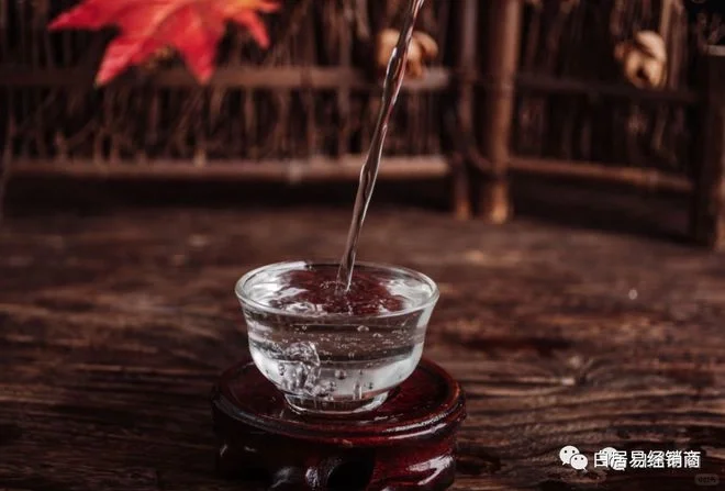 白居易酒是坤沙酒吗?属于什么档次?