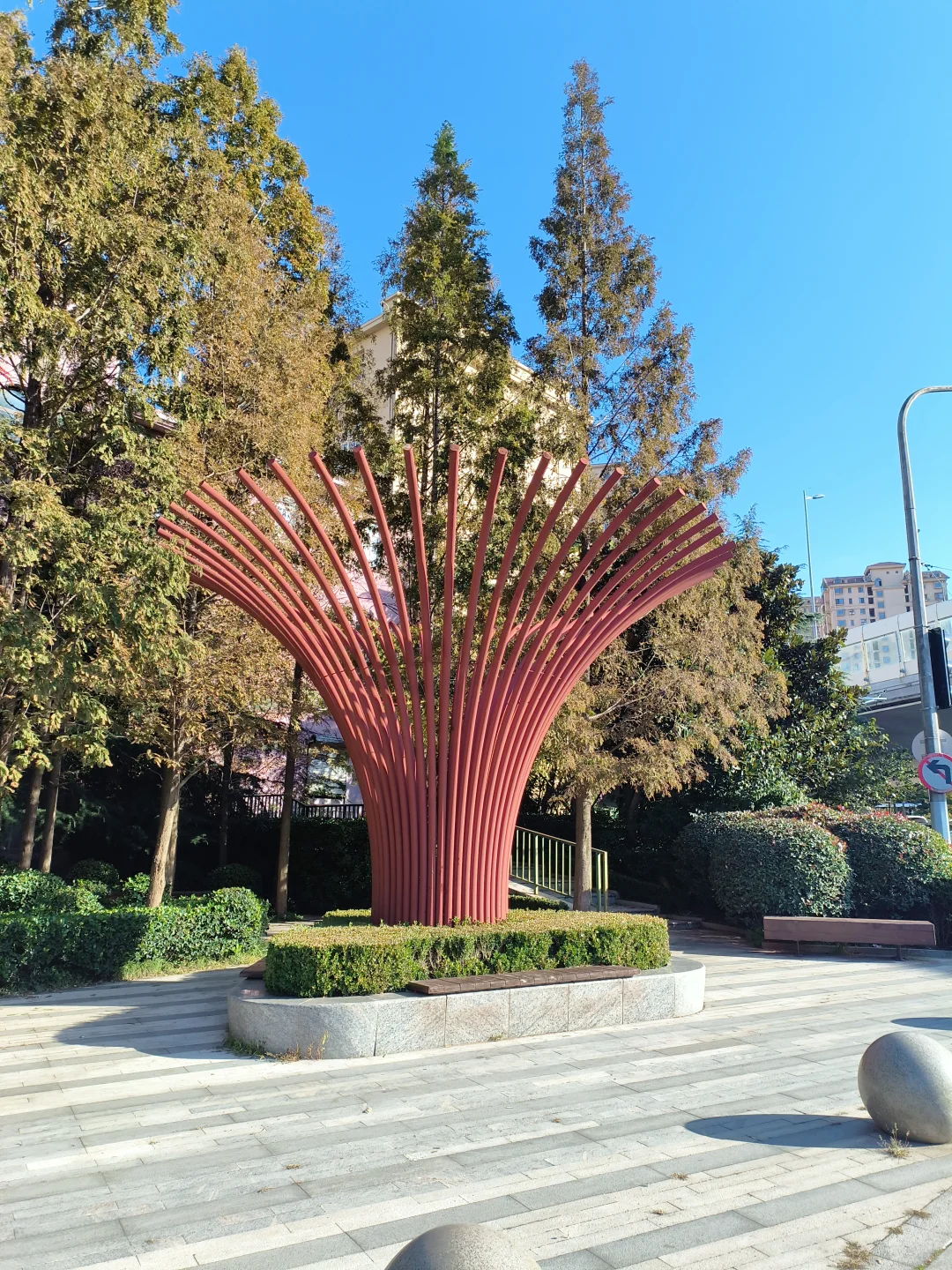 没落的即墨路小商品批发市场