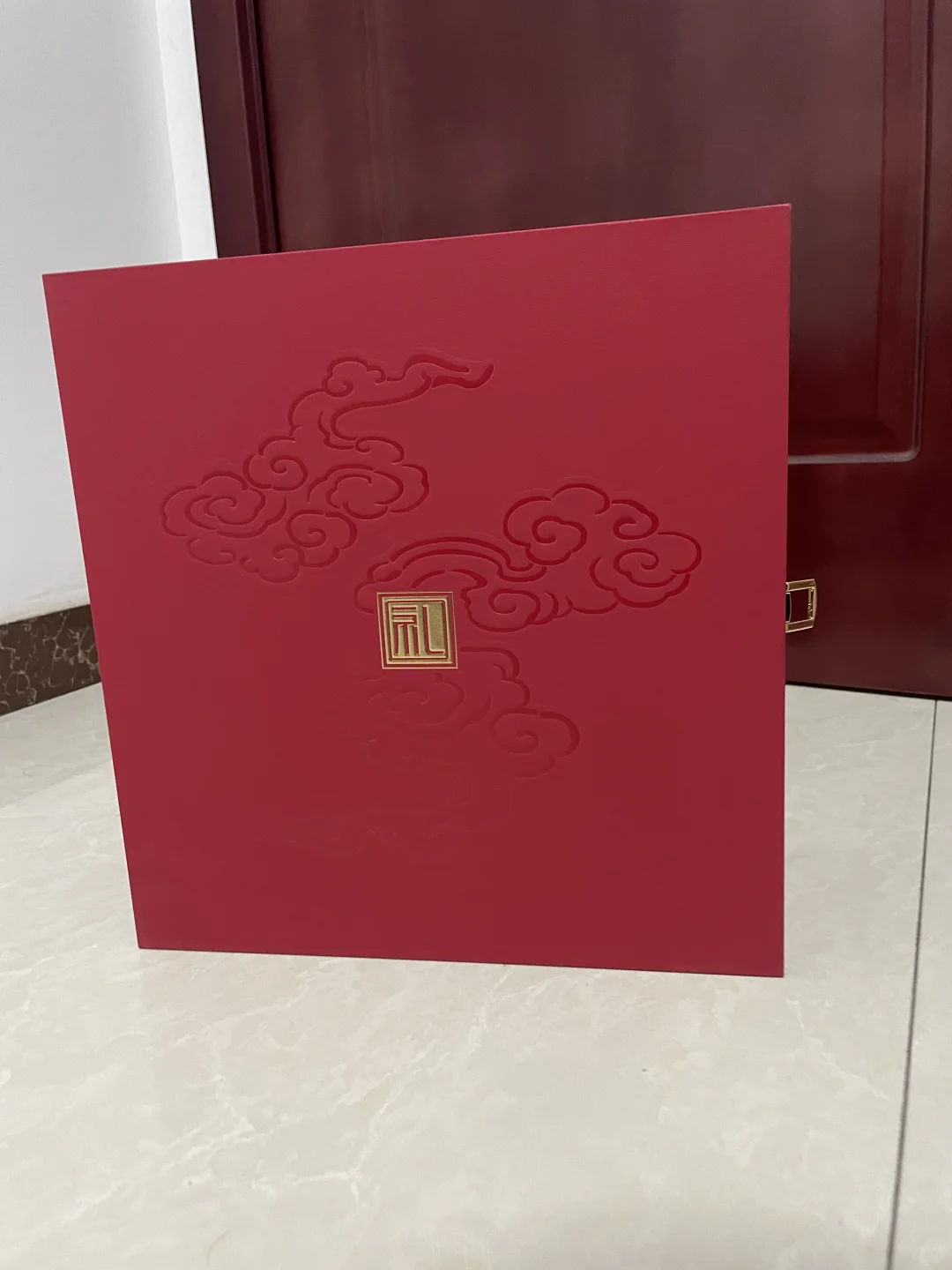 1400的双支五粮液礼盒