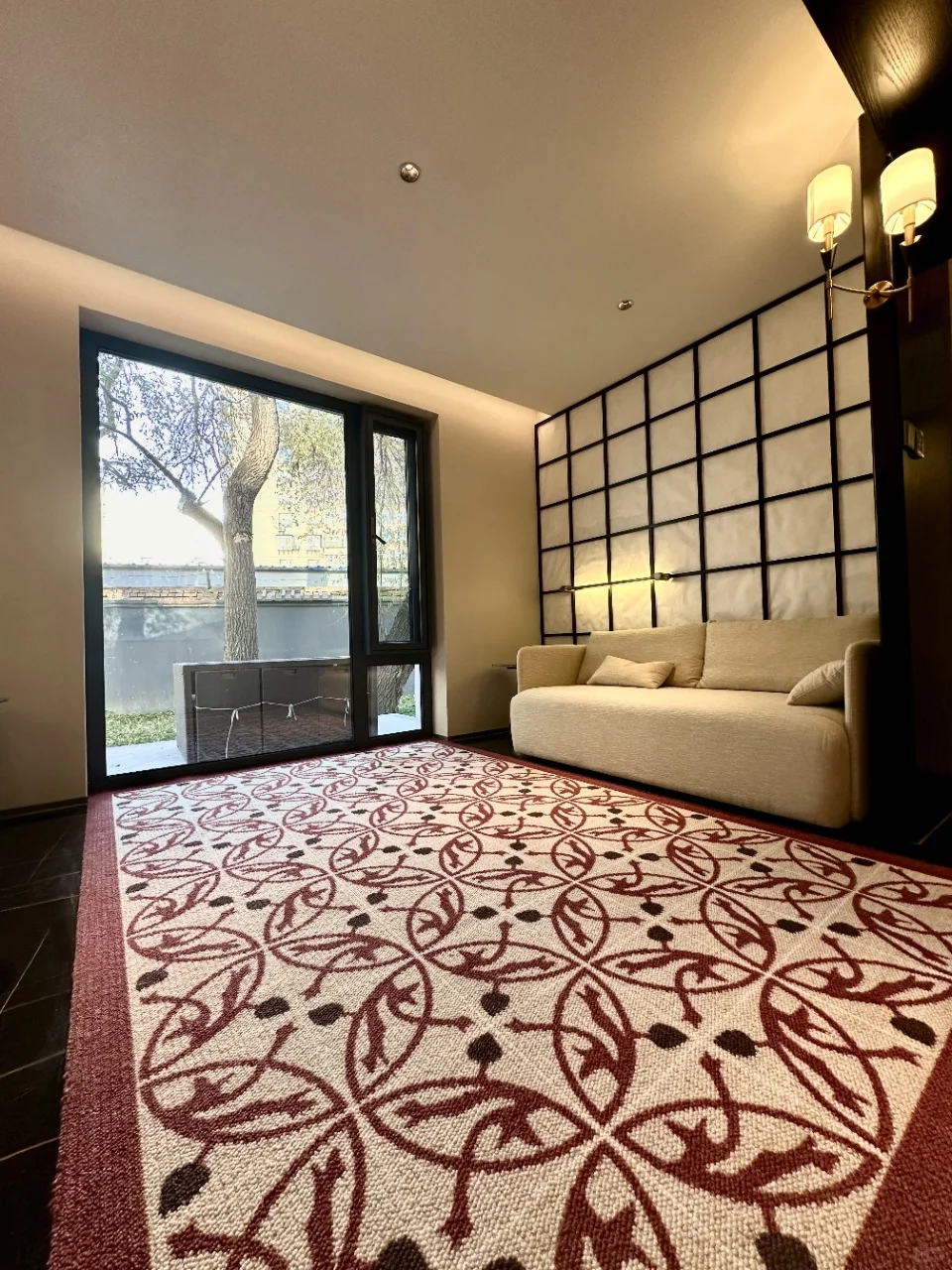 朝阳站独门独院全新上市隆重推出！