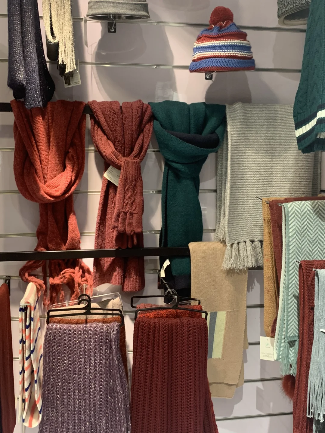 一家帽围手套供应链工厂? 长期合作免版费