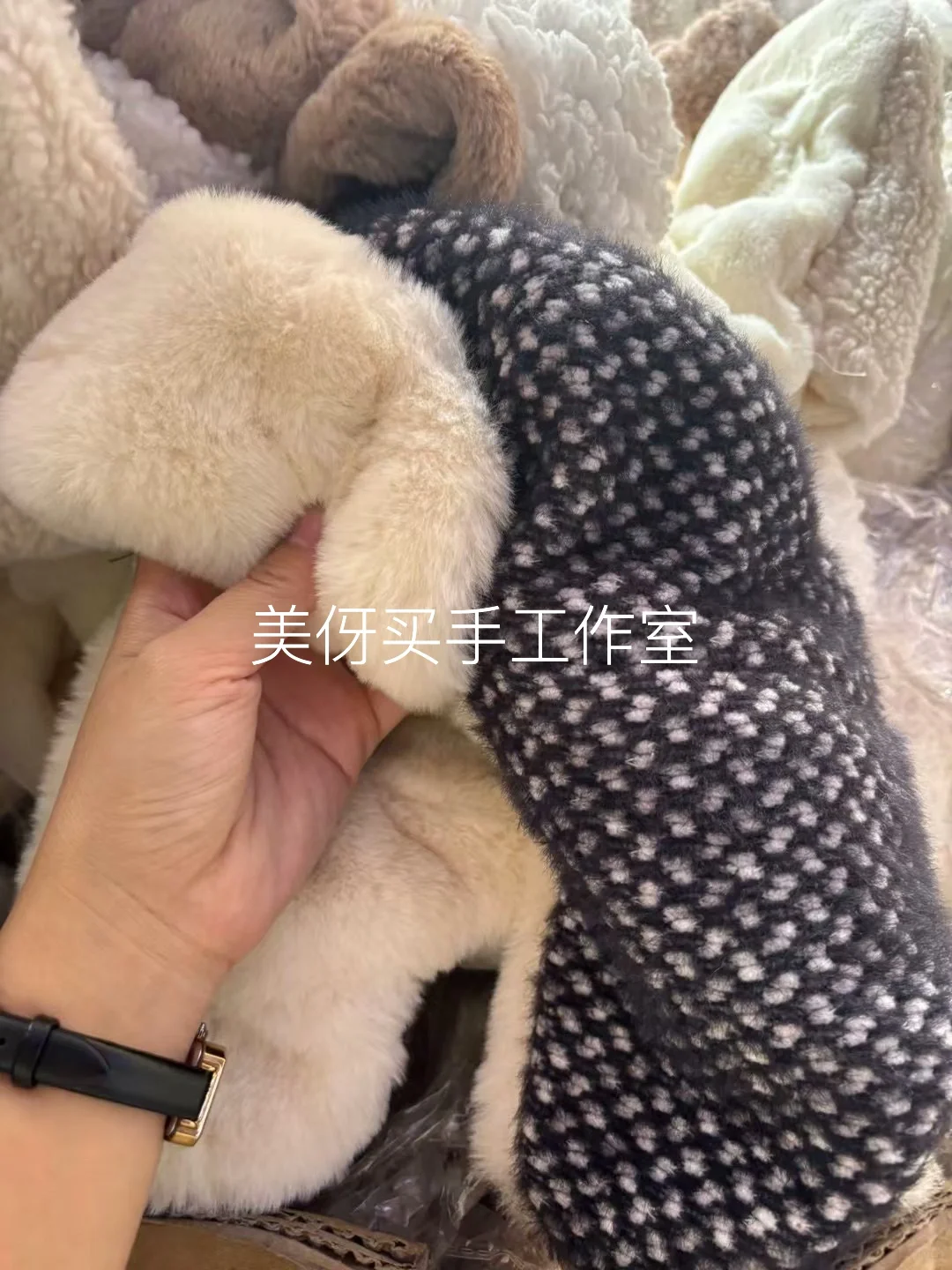 在义乌帮顾客淘到称斤帽子，划下来居然2块❗️