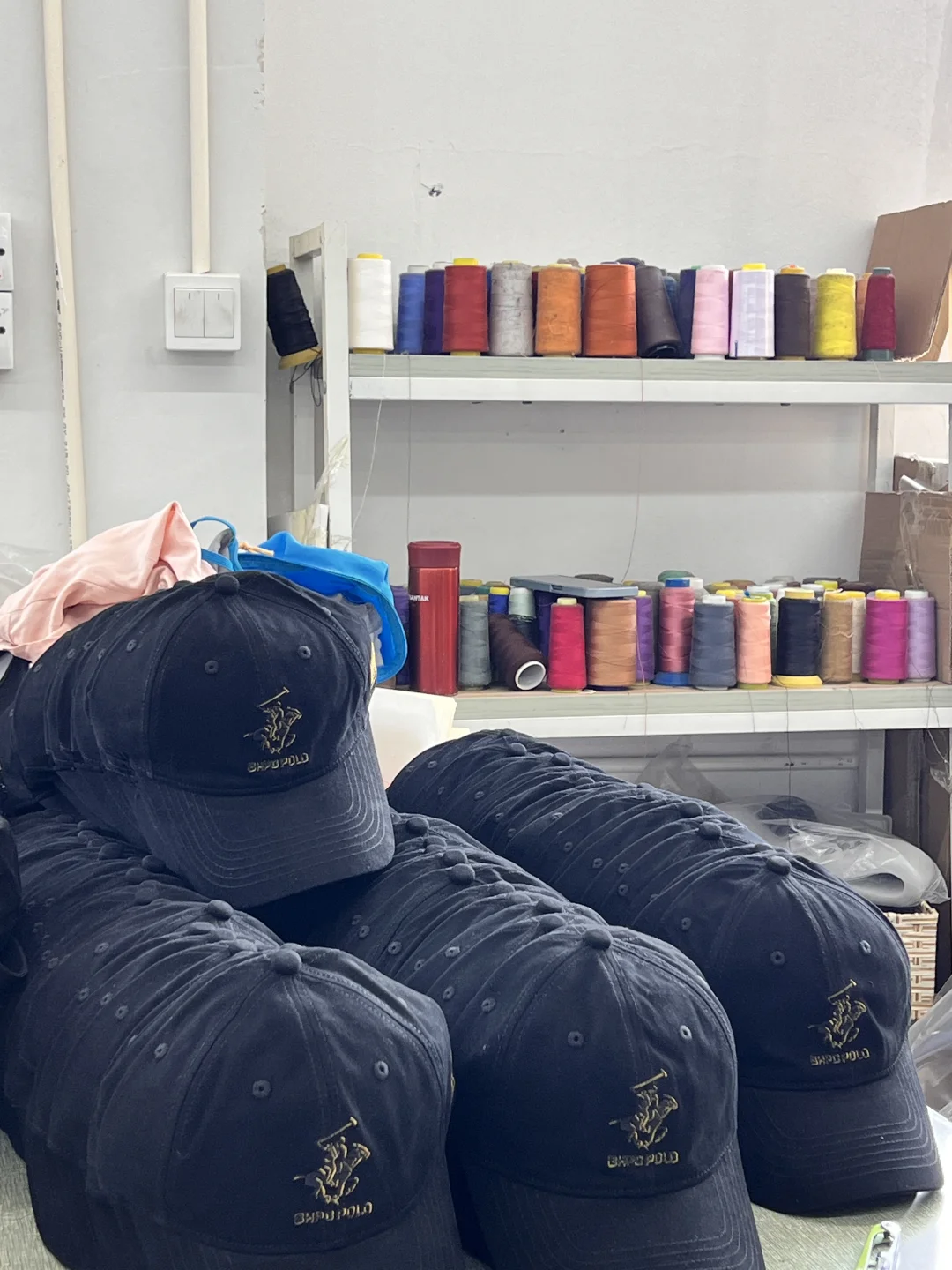 快来定制帽子吧！