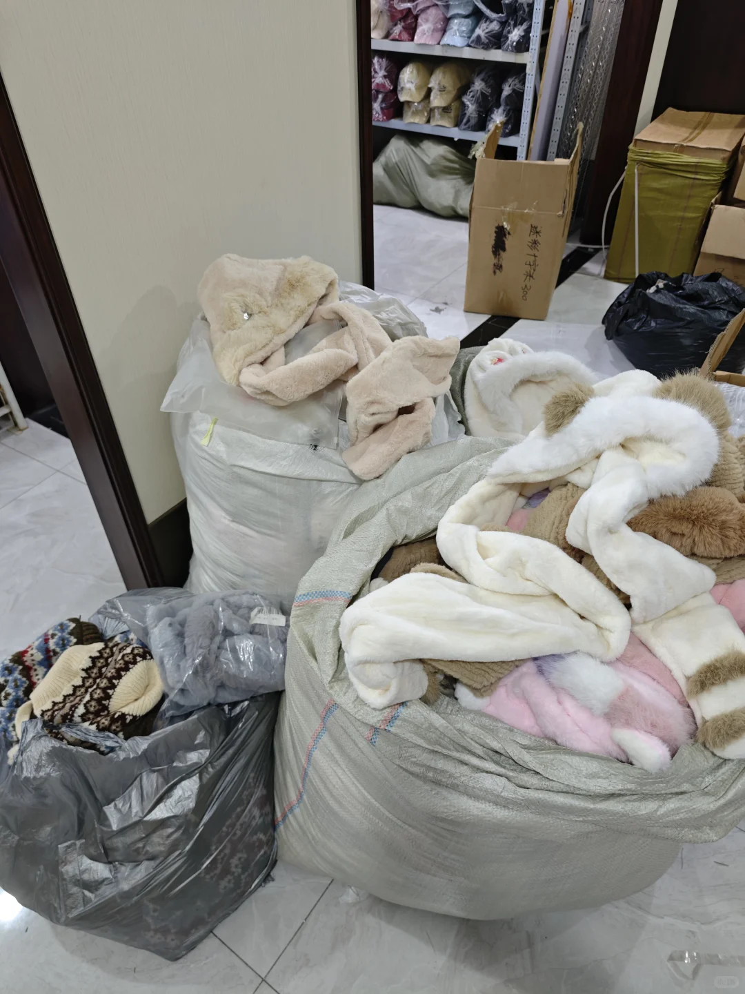 仓库清仓，出杂款三件套两件套